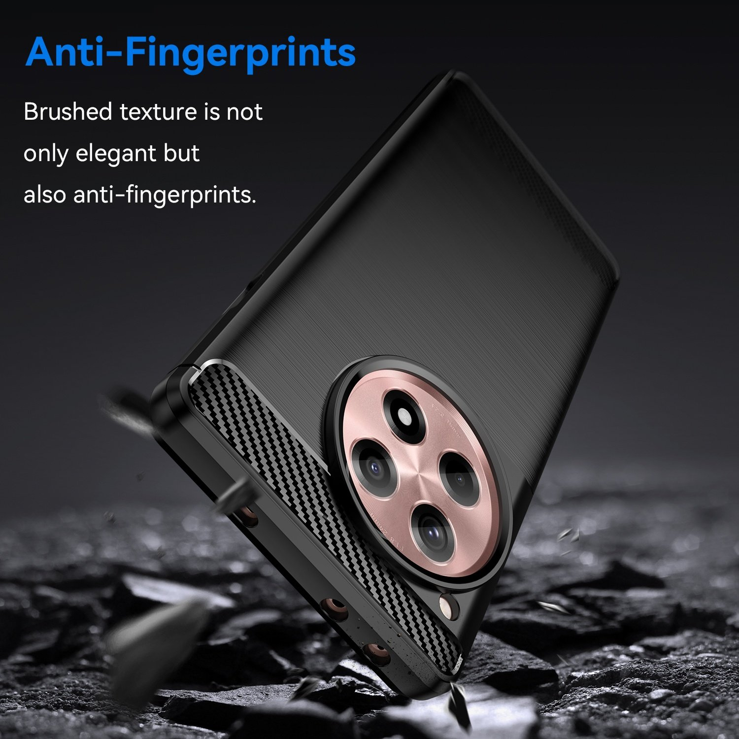 Funda de teléfono con fibra de carbono y área de cámara en oro rosa, texto sobre anti-huellas.