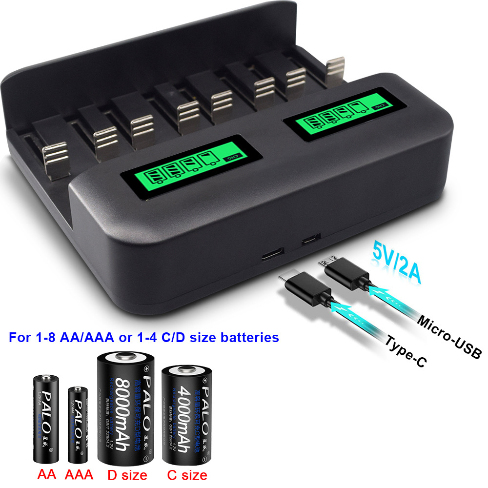 Ein schwarzes Ladegerät mit AA-, AAA-, C- und D-Batterien, mit Kabeln.