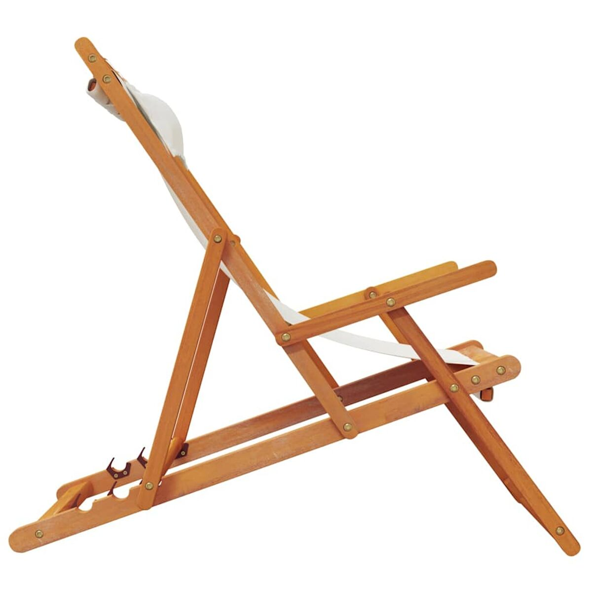 Holz-Strandstuhl, zusammengeklappt und von der Seite betrachtet, mit weißem Stoffsitz.