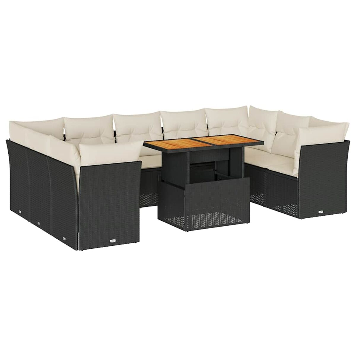 Set di mobili da esterno in vimini nero con cuscini color crema e tavolo in legno.