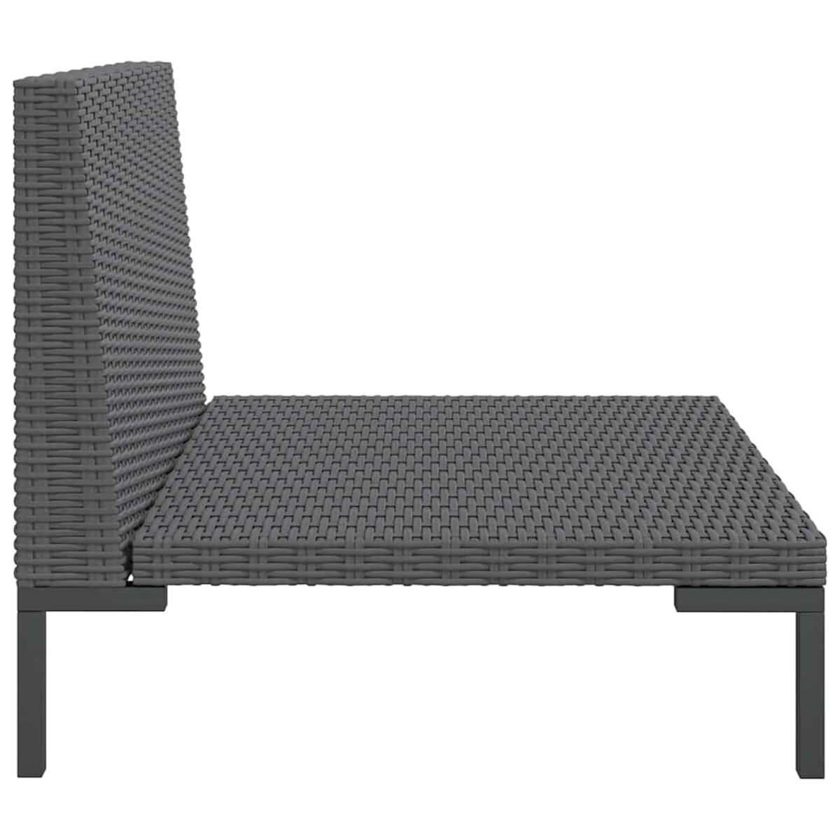 Ein grauer Rattan-Outdoor-Stuhl mit schwarzem Metallrahmen von der Seite gesehen.