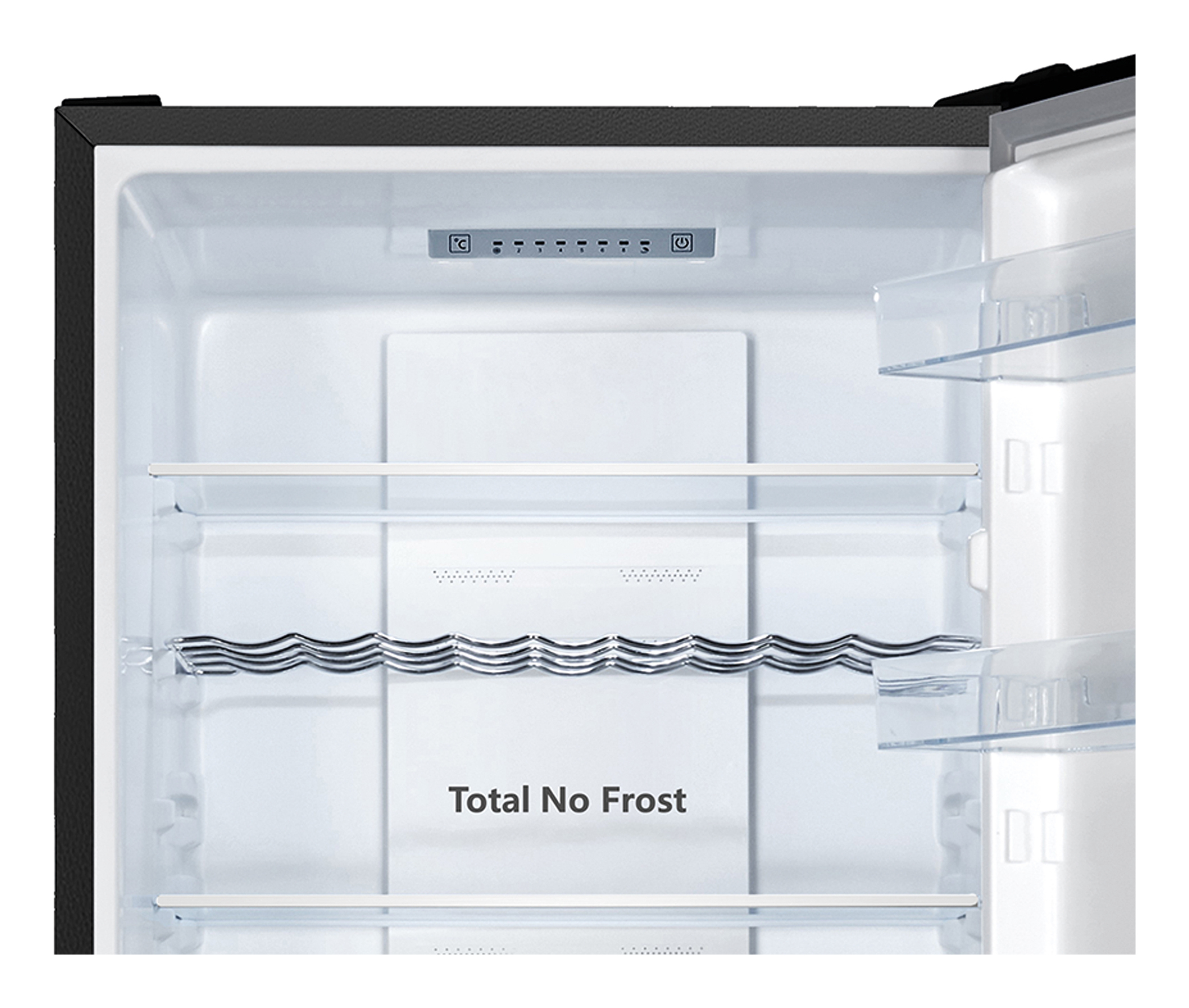 Interior de un refrigerador abierto, con estantes y texto 'Total No Frost'.