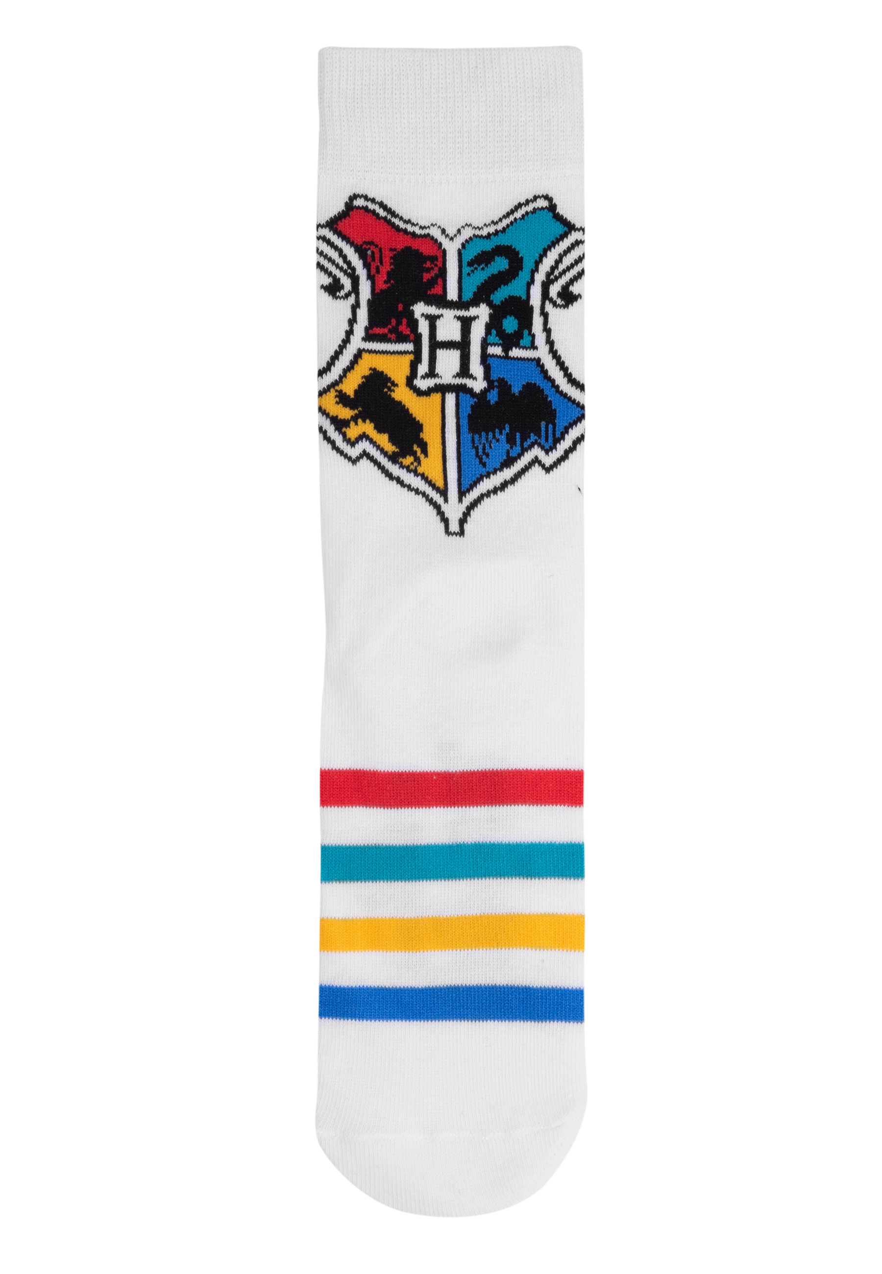Weißer Strumpf mit Hogwarts-Wappen und bunten Streifen. Weißer Hintergrund.