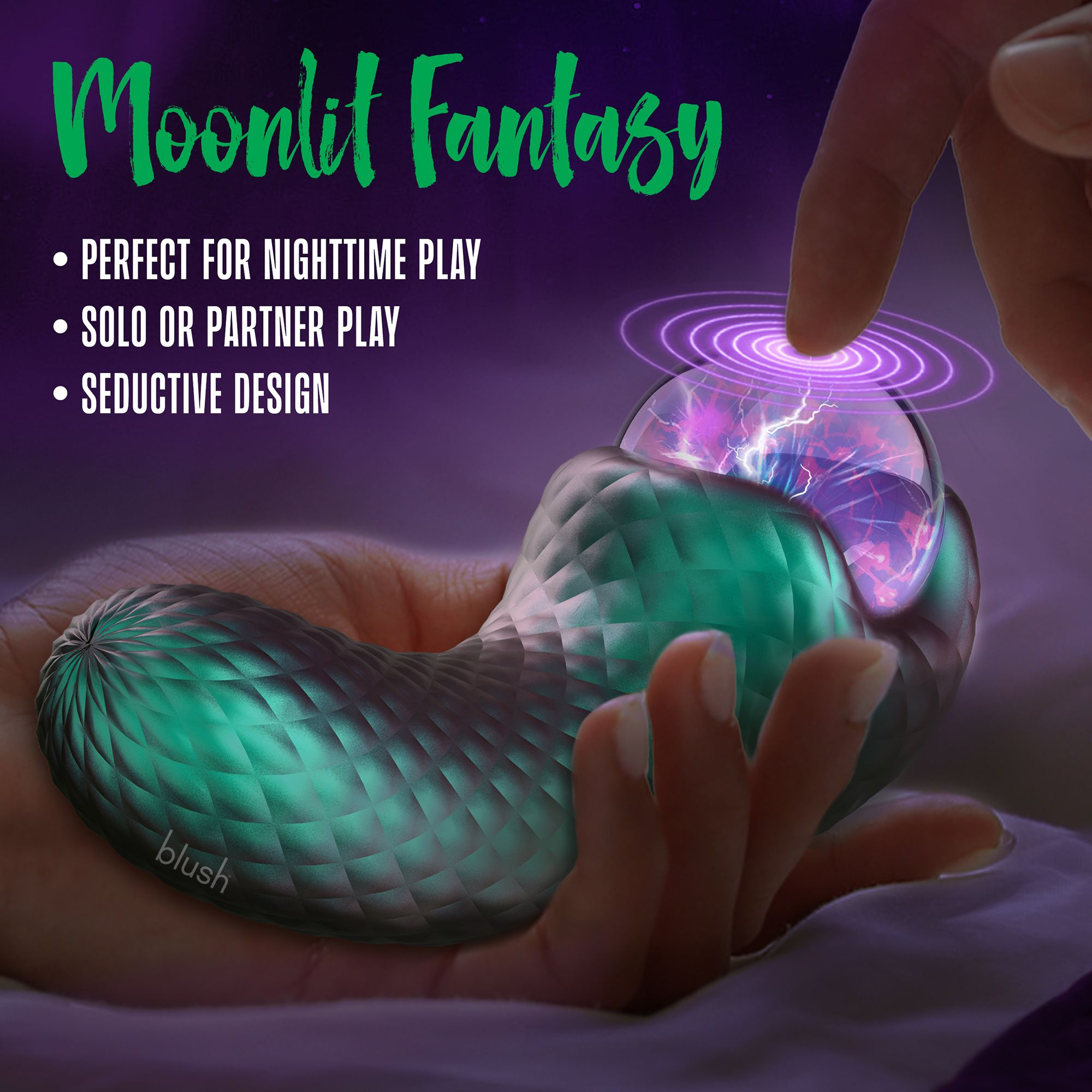 Grünes Sexspielzeug mit Text 'Moonlit Fantasy' und hervorgehobenen Merkmalen.