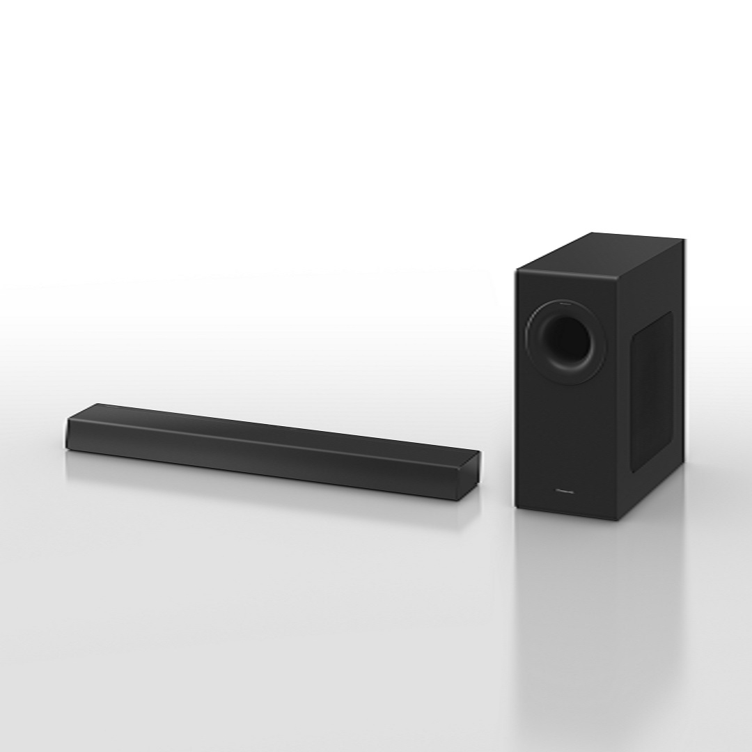 Czarny soundbar i subwoofer na białym tle.
