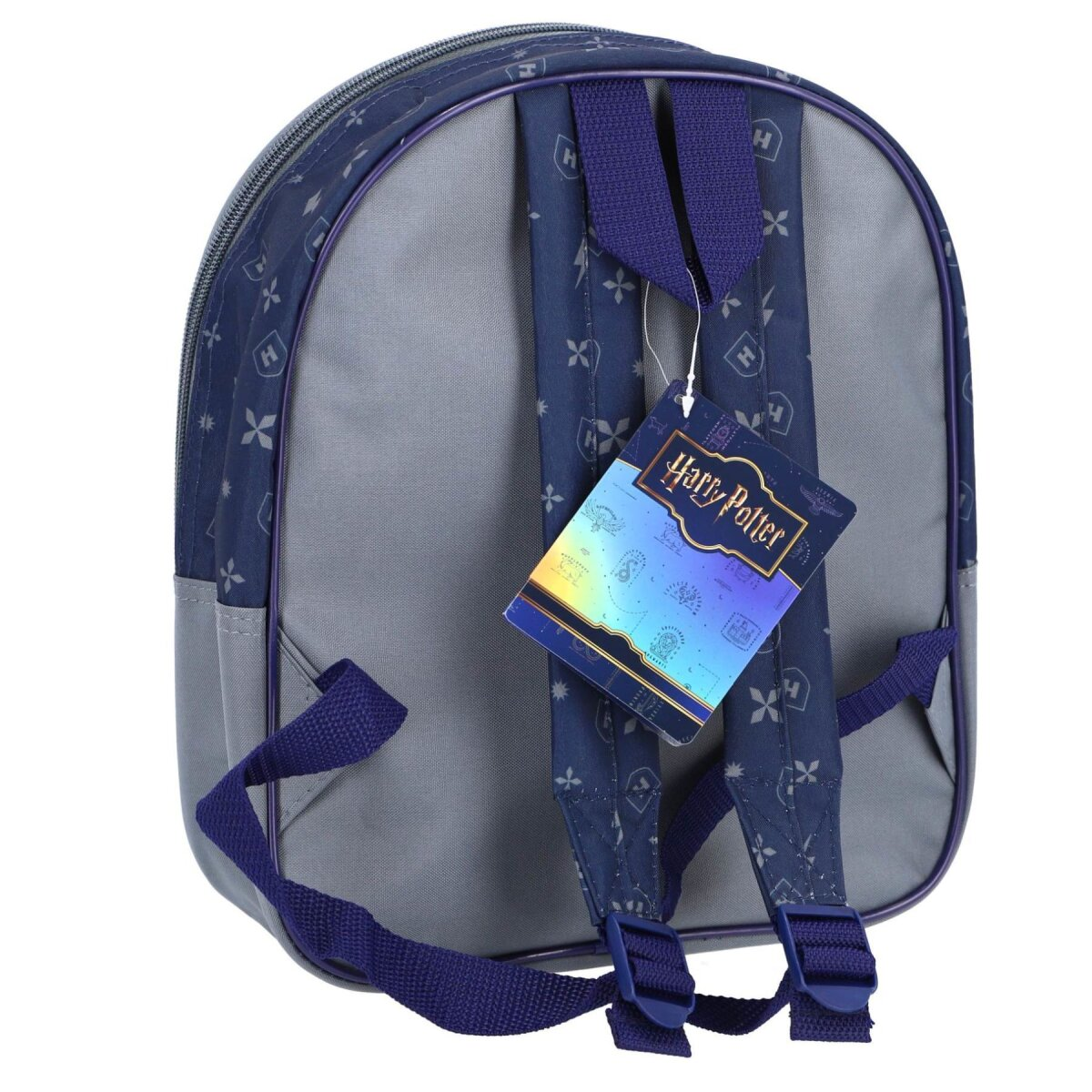 Ein blauer und grauer Harry Potter Rucksack mit Anhänger. Der Anhänger zeigt das Harry Potter Logo.