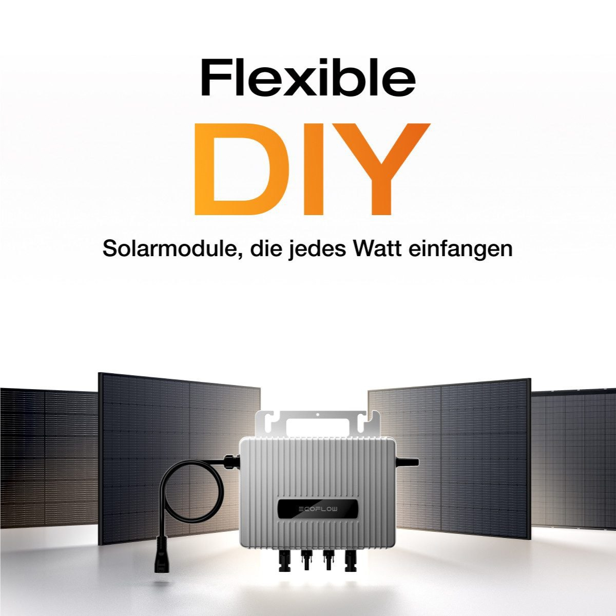 Sonnenkollektoren und ein silbernes Gerät mit dem Text 'Flexible DIY'. Die Paneele sind schwarz.