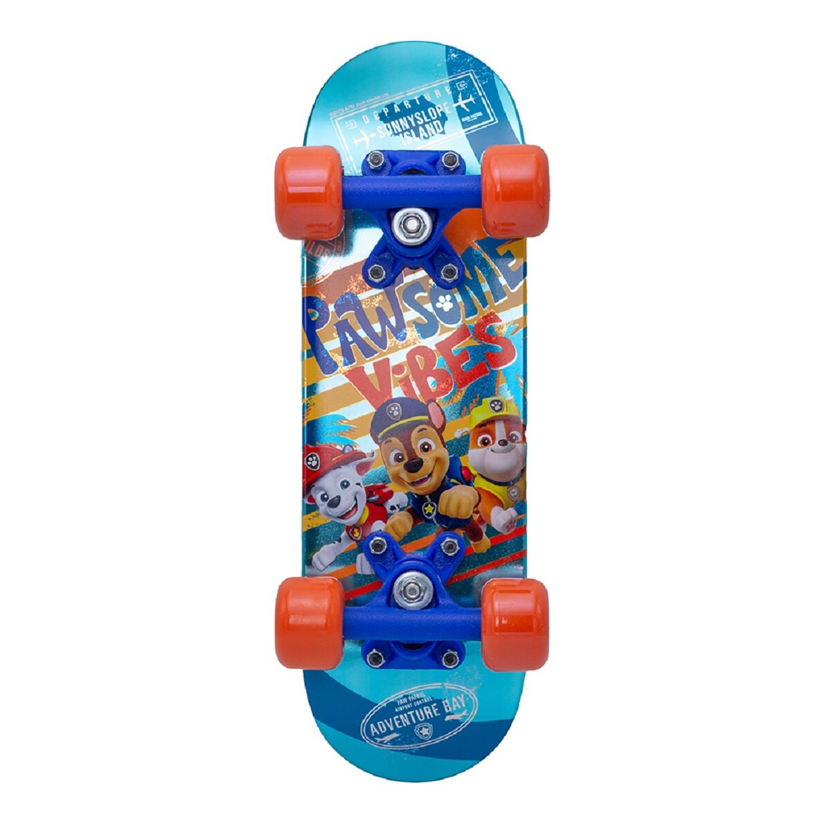 Ein blaues Skateboard mit Paw Patrol Charakteren. Das Board hat orangefarbene Räder und ein Strandthema.