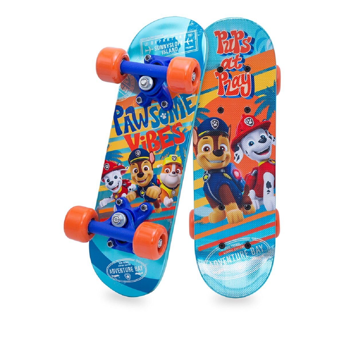 Zwei Paw Patrol Skateboards mit orangefarbenen Rädern, mit Cartoon-Charakteren und Text auf weißem Hintergrund.