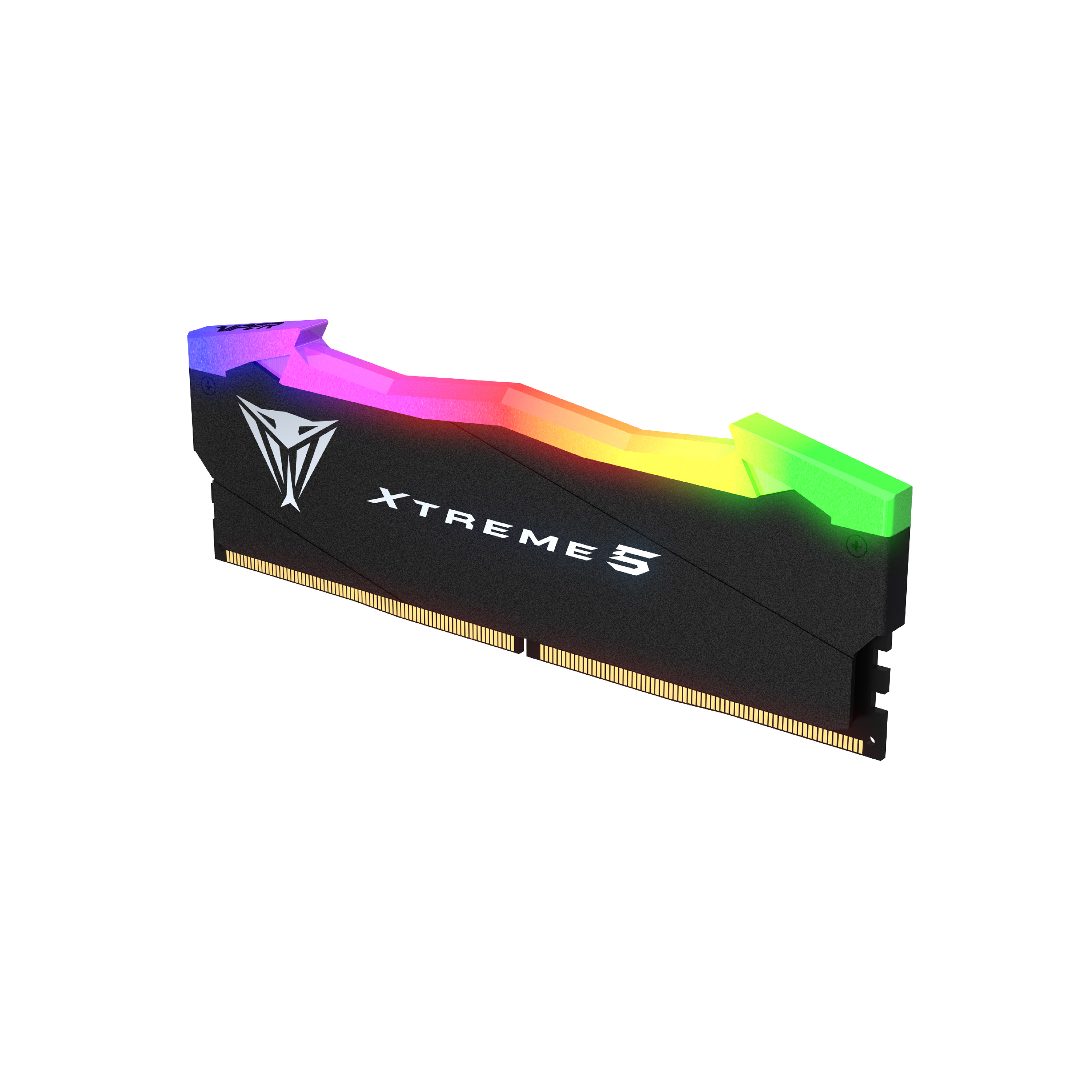 Schwarzer RAM-Stick mit RGB-Beleuchtung. Weißer Hintergrund. Aufschrift XTREME 5.