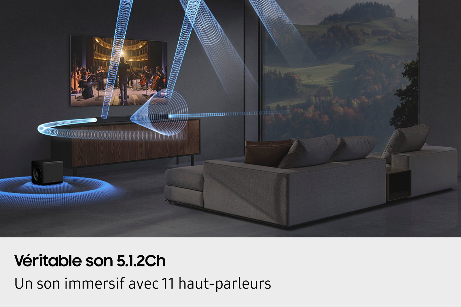 Wohnzimmer mit Soundbar, Subwoofer und Fernseher mit Schallwellen.