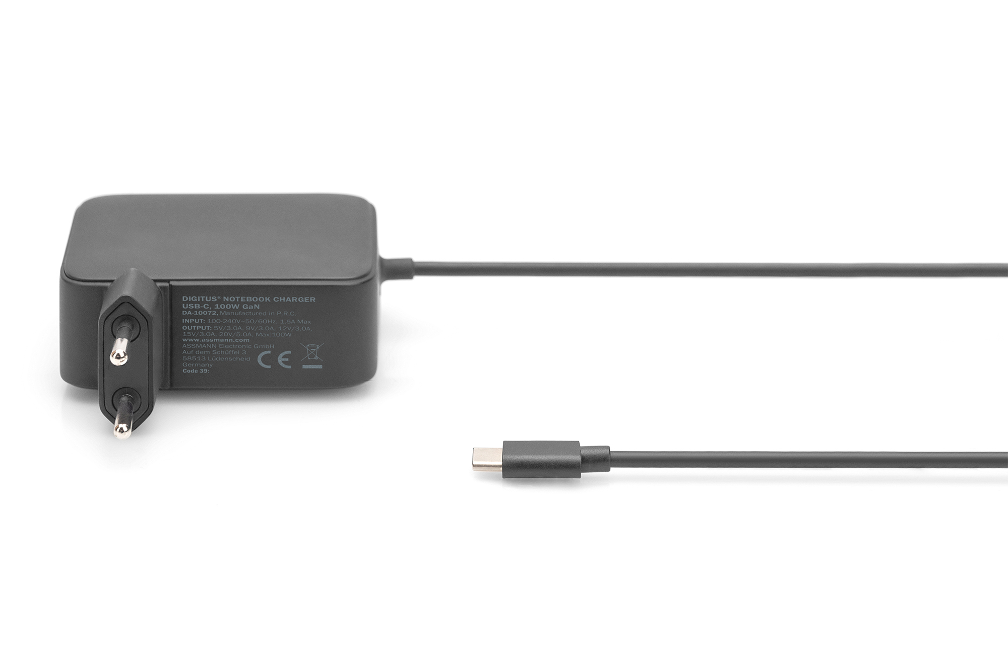Caricabatterie per laptop nero con spina e connettore USB-C, sfondo bianco.