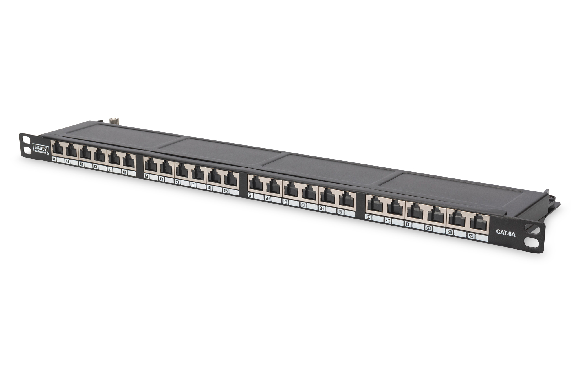Pannello di permutazione di rete nero con più porte RJ45, etichettate e disposte in file.