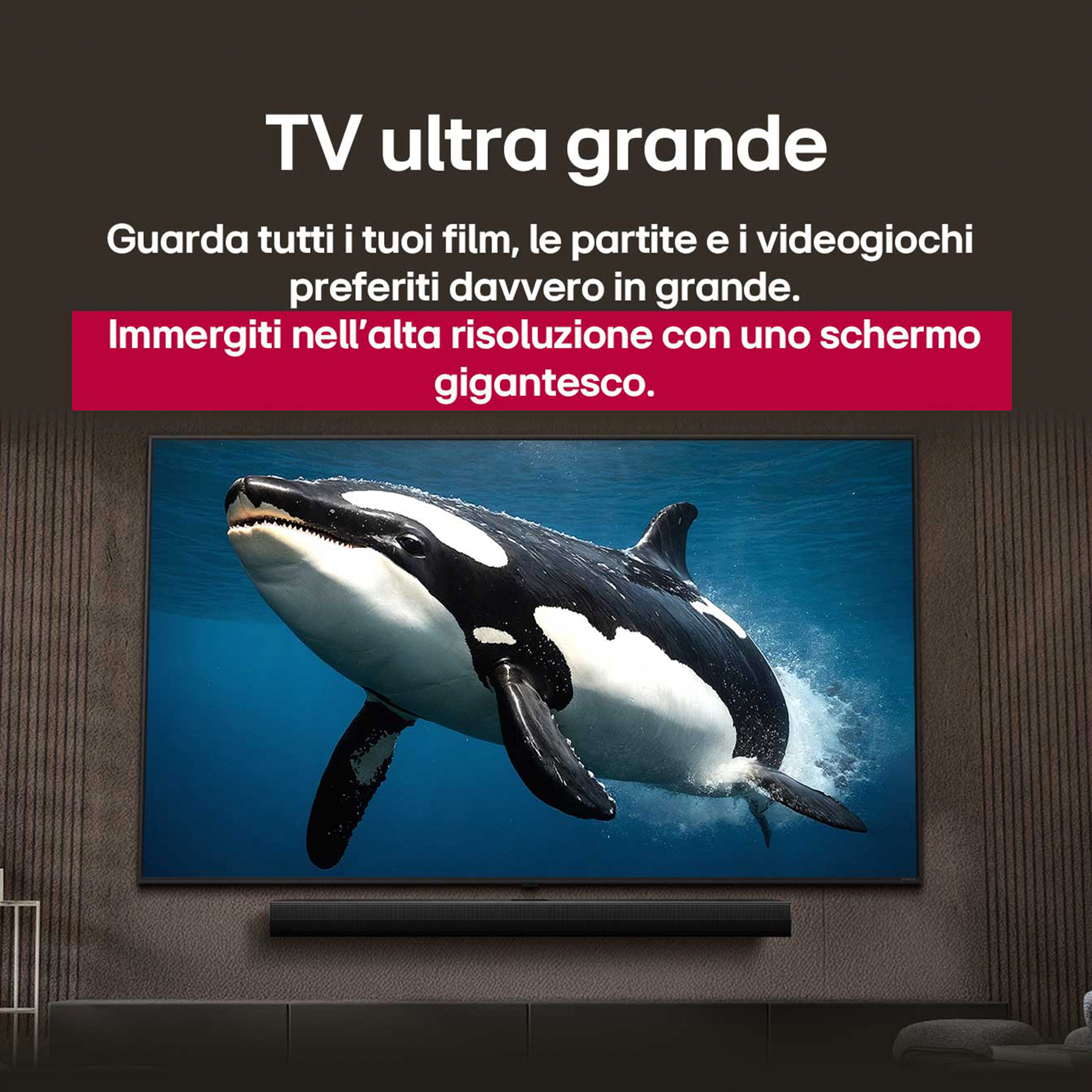 Grand écran de télévision avec image d'orque. Texte en italien : TV ultra-large. Regardez vos films préférés.
