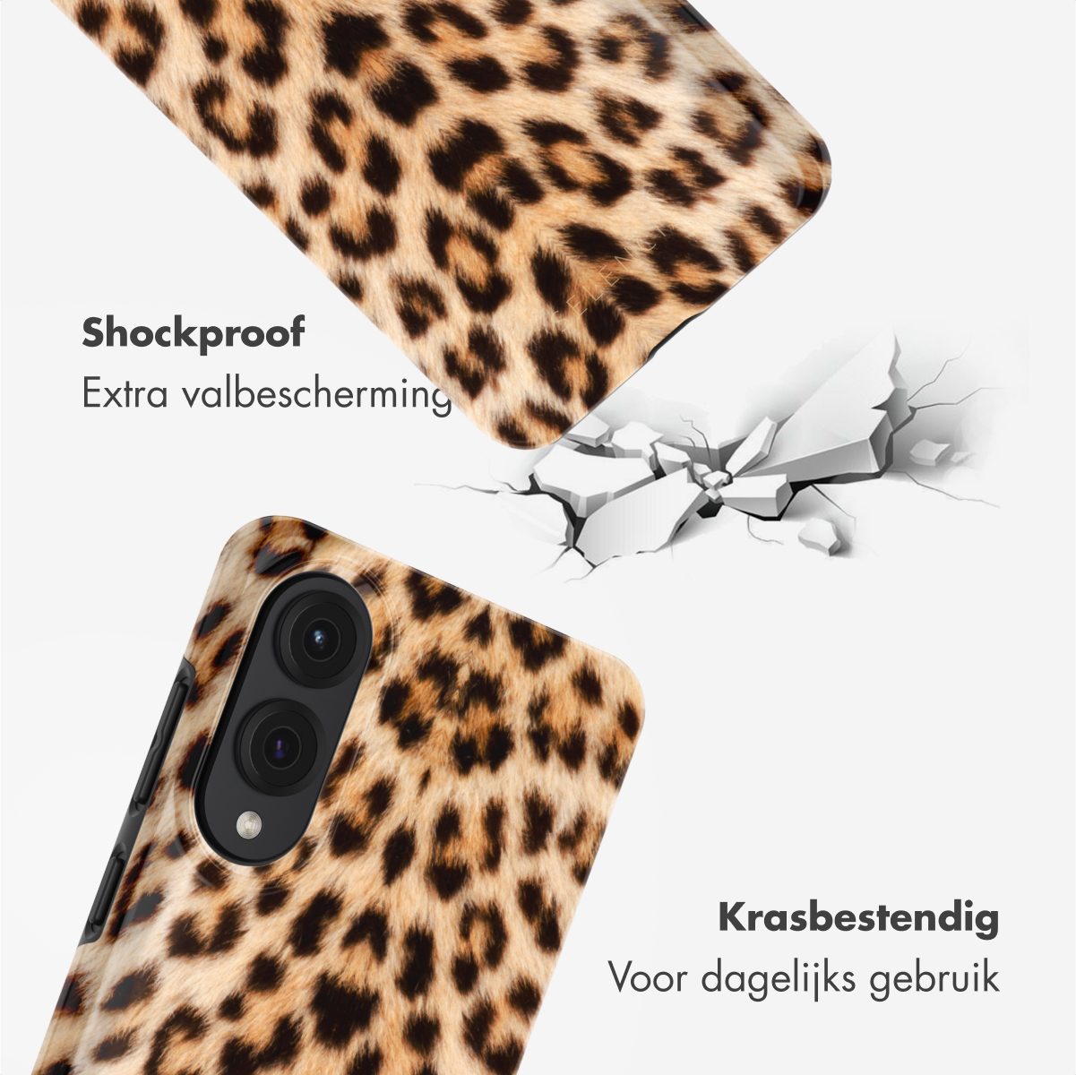 Coque de téléphone avec imprimé léopard. La coque est sur une surface blanche, montrant l'arrière et le côté.