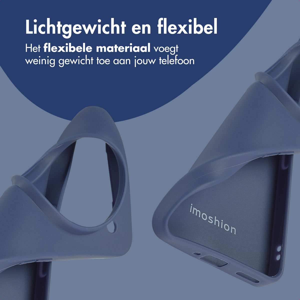 Close-up van een blauwe telefoonhoes. De hoes is gemaakt van flexibel materiaal.