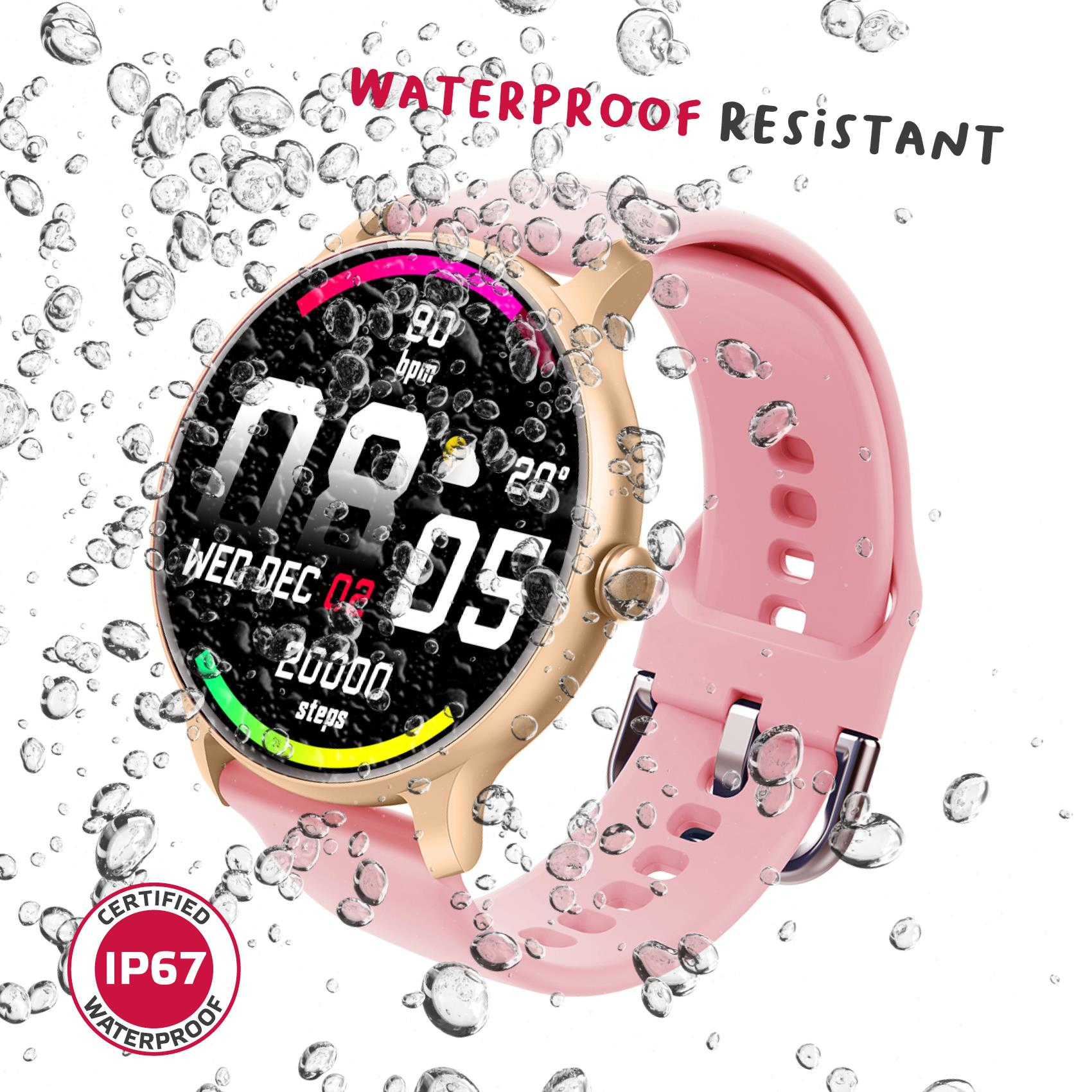 Różowy smartwatch ze złotą ramką. Zegarek wyświetla czas, dane zdrowotne i jest otoczony kroplami wody.