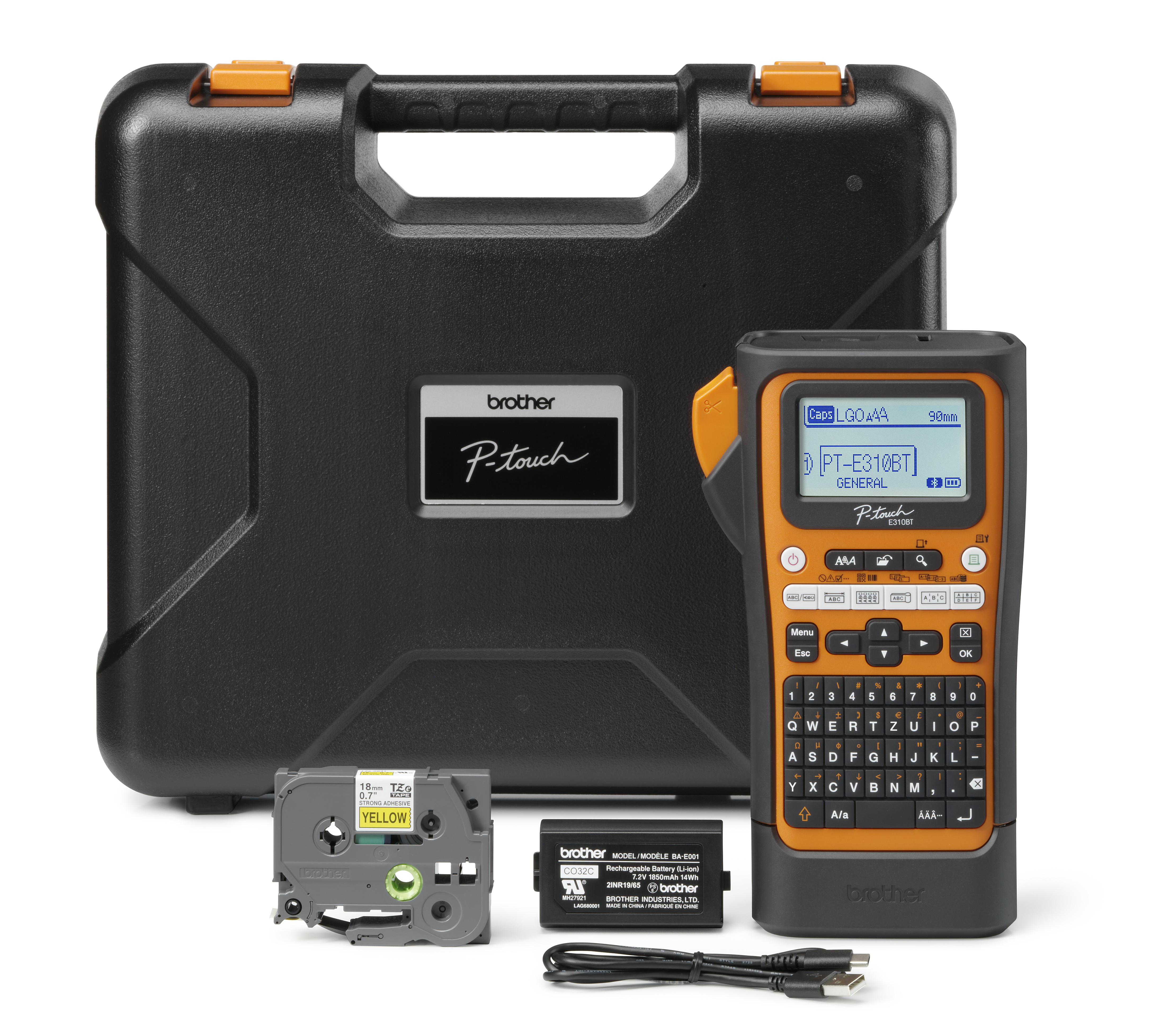 Zestaw do etykieciarki z czarną walizką, taśmą do etykiet i zasilaczem.