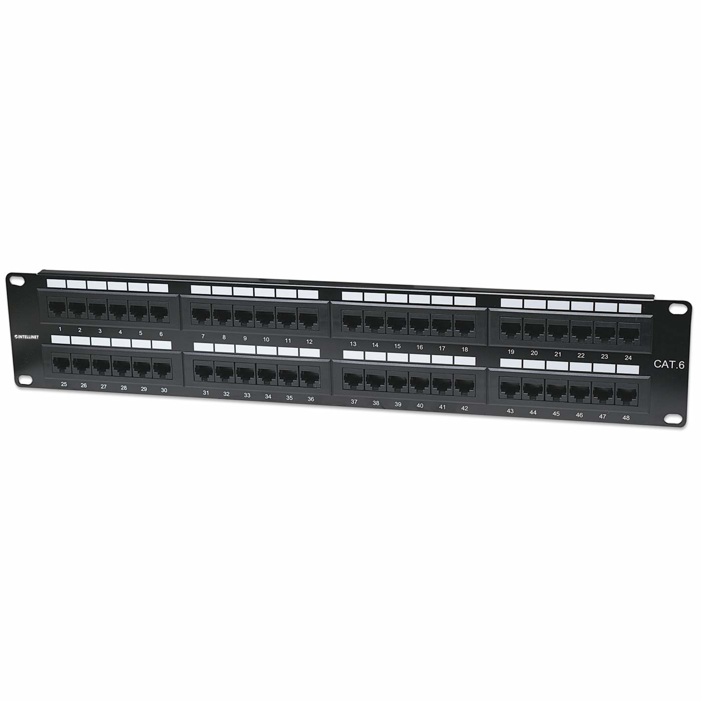 Un pannello di permutazione di rete nero con 48 porte. Ogni porta è etichettata con un numero.