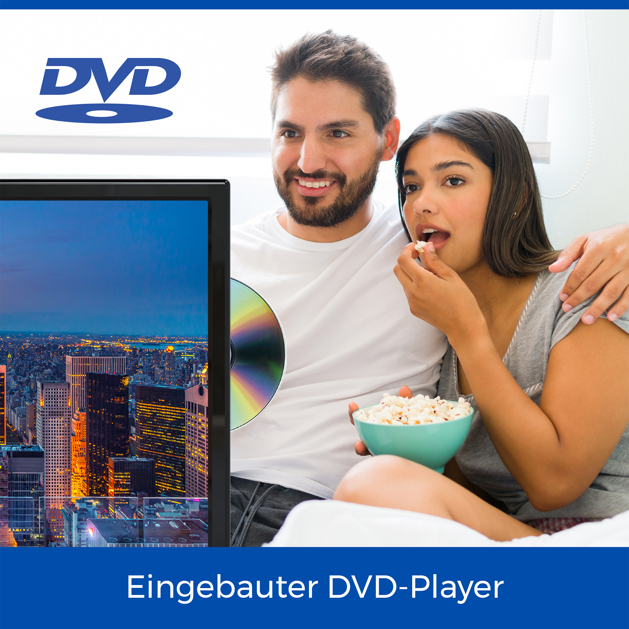 Ein Paar schaut einen Film auf einem Fernseher, ein DVD-Logo ist in der Ecke. Die Frau isst Popcorn mit Nachtblick auf der Leinwand.