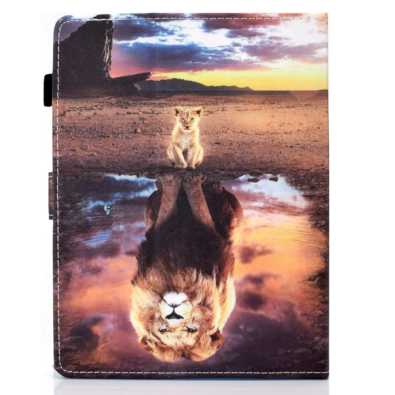 Tablet-Hülle mit Löwen und Spiegelung. Wüstenlandschaft mit buntem Himmel.