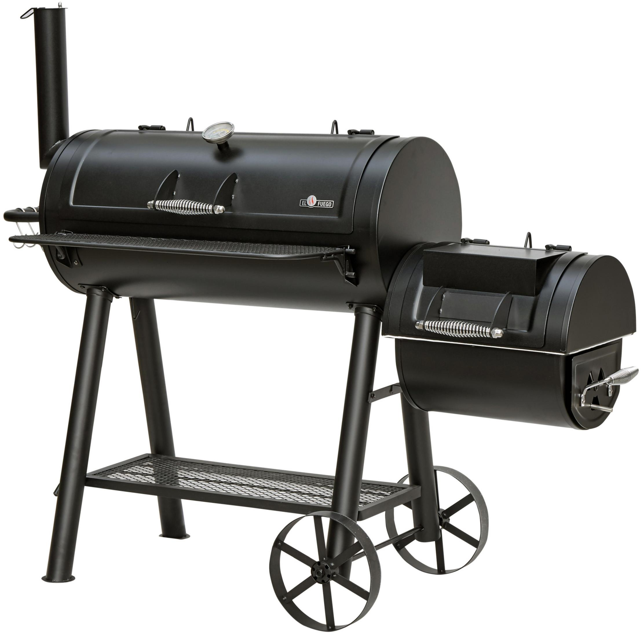 Schwarzer Outdoor-Smoker-Grill. Große Tonne, Feuerbox und Räder am Sockel.