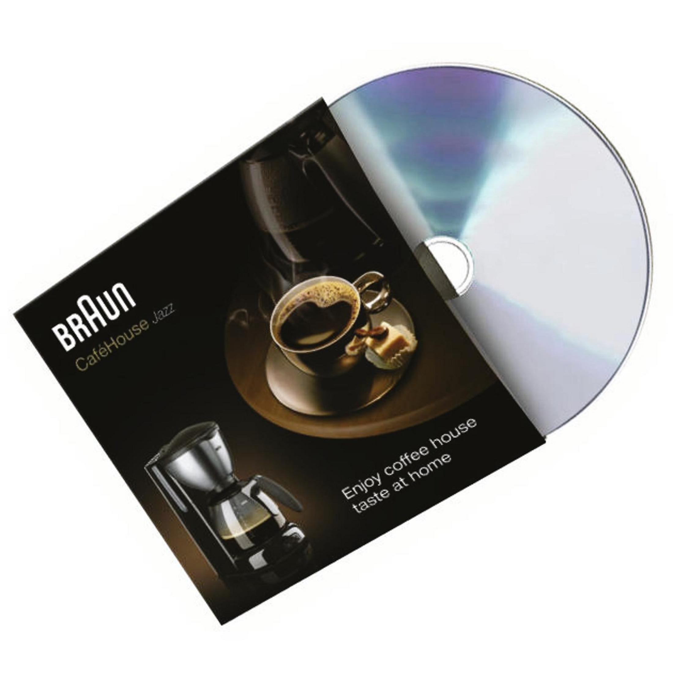 Beyaz yüzeyde kahve fincanı resmi ve CD bulunan Braun CafeHouse Jazz CD kutusu.