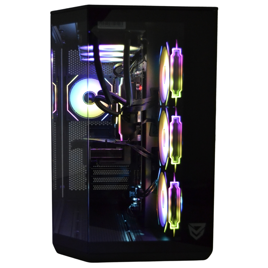 Una torre de computadora con lado transparente, mostrando componentes internos con luces coloridas.