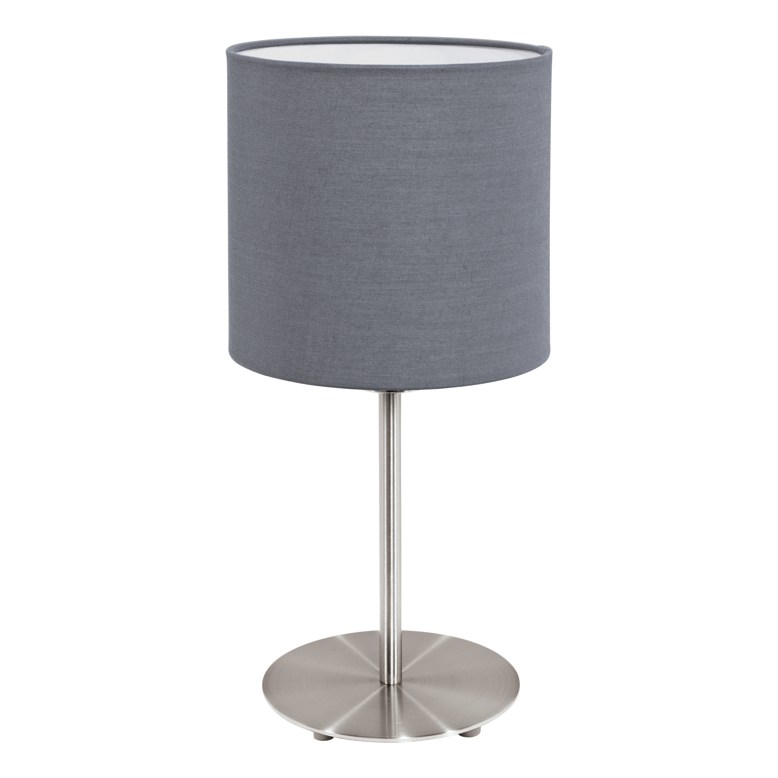 Una lampada da tavolo con paralume grigio e base argentata.