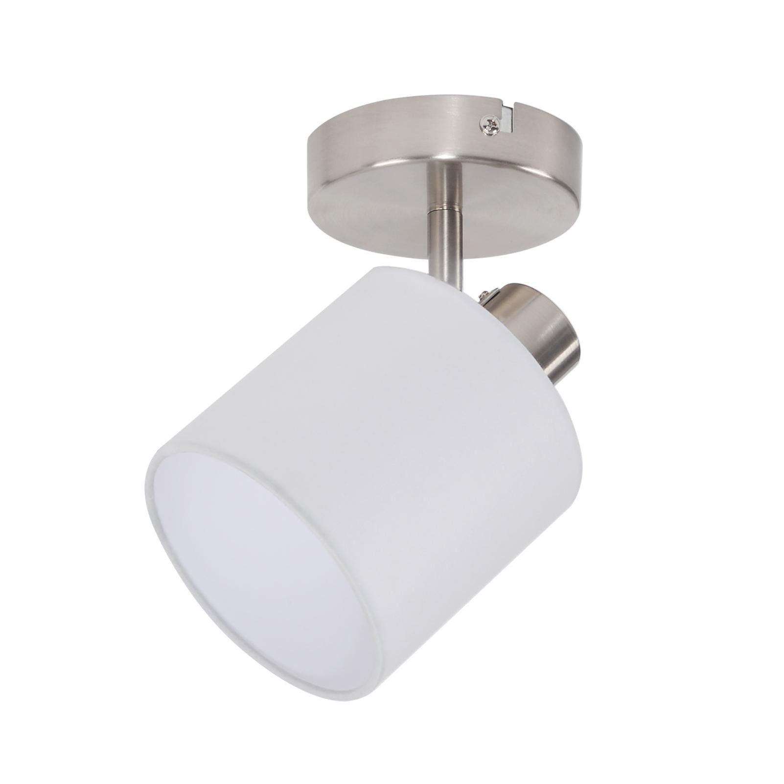 Faretto da soffitto con base argentata e paralume bianco a forma di cono. La luce è angolata.