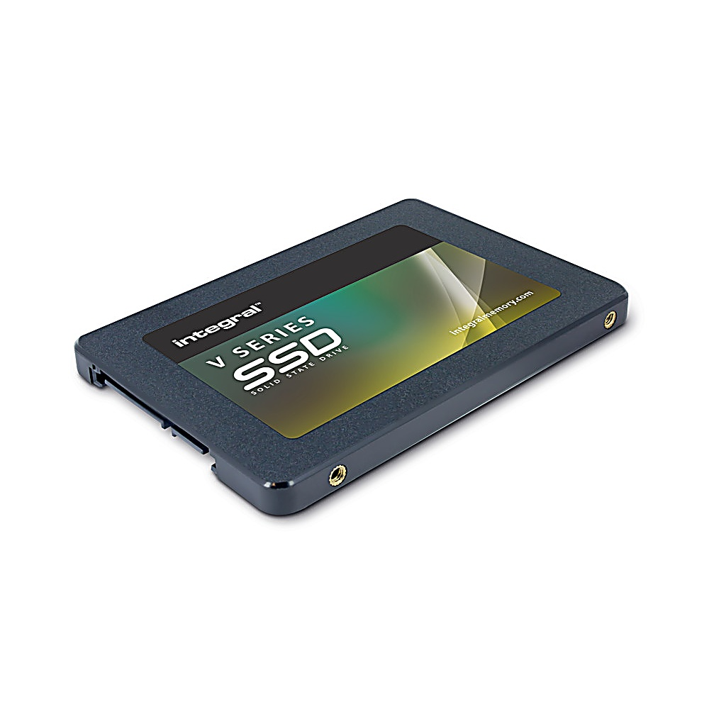 Un'unità SSD argento e nera, che mostra il marchio e i dettagli del prodotto sull'etichetta.