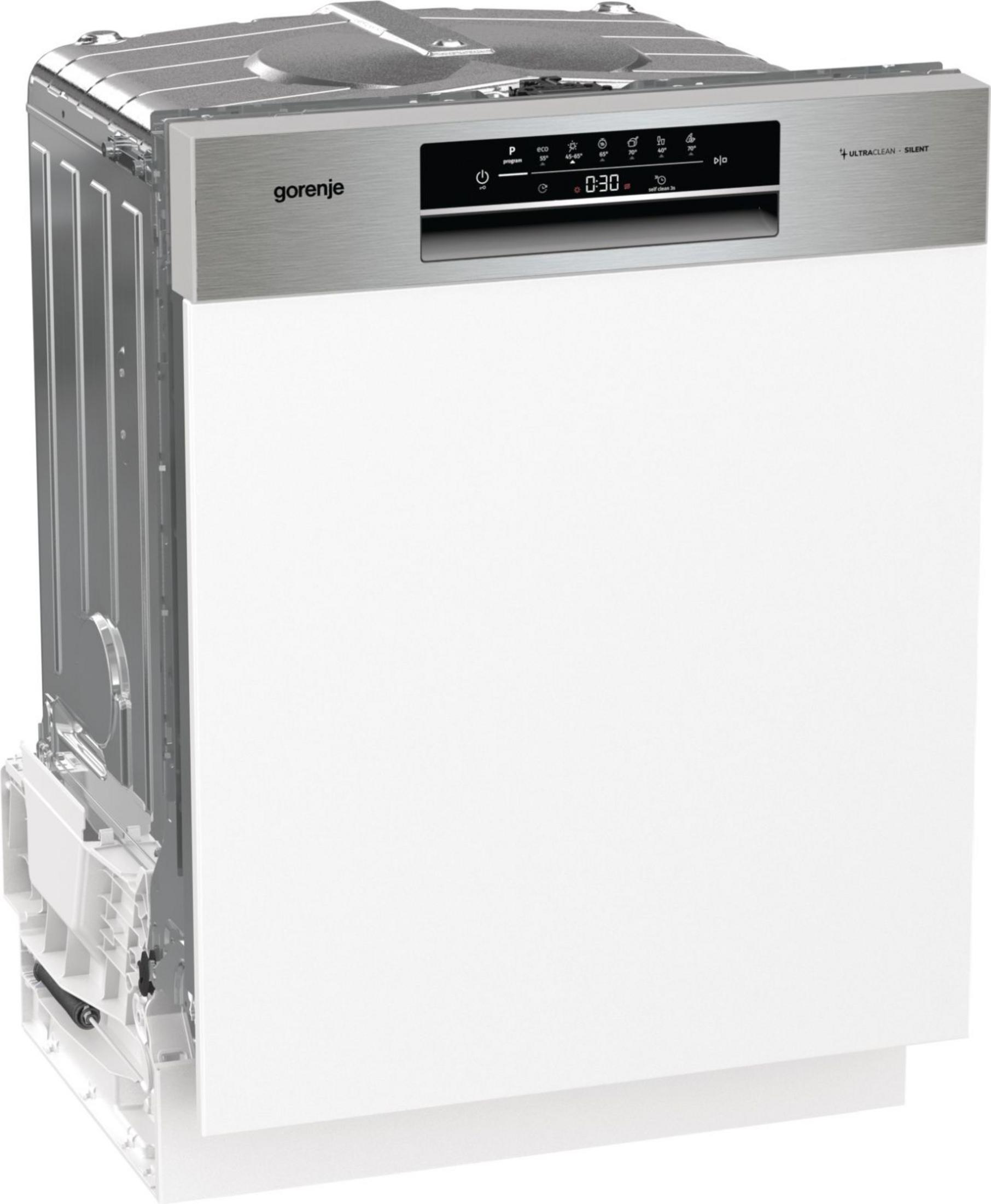 Ein weißer Gorenje Geschirrspüler, Tür angelehnt, mit Innenraum und Bedienelementen.