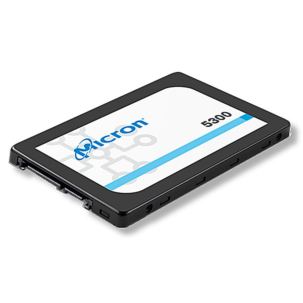 SSD Micron nero. È rettangolare con un'etichetta bianca con il logo Micron.