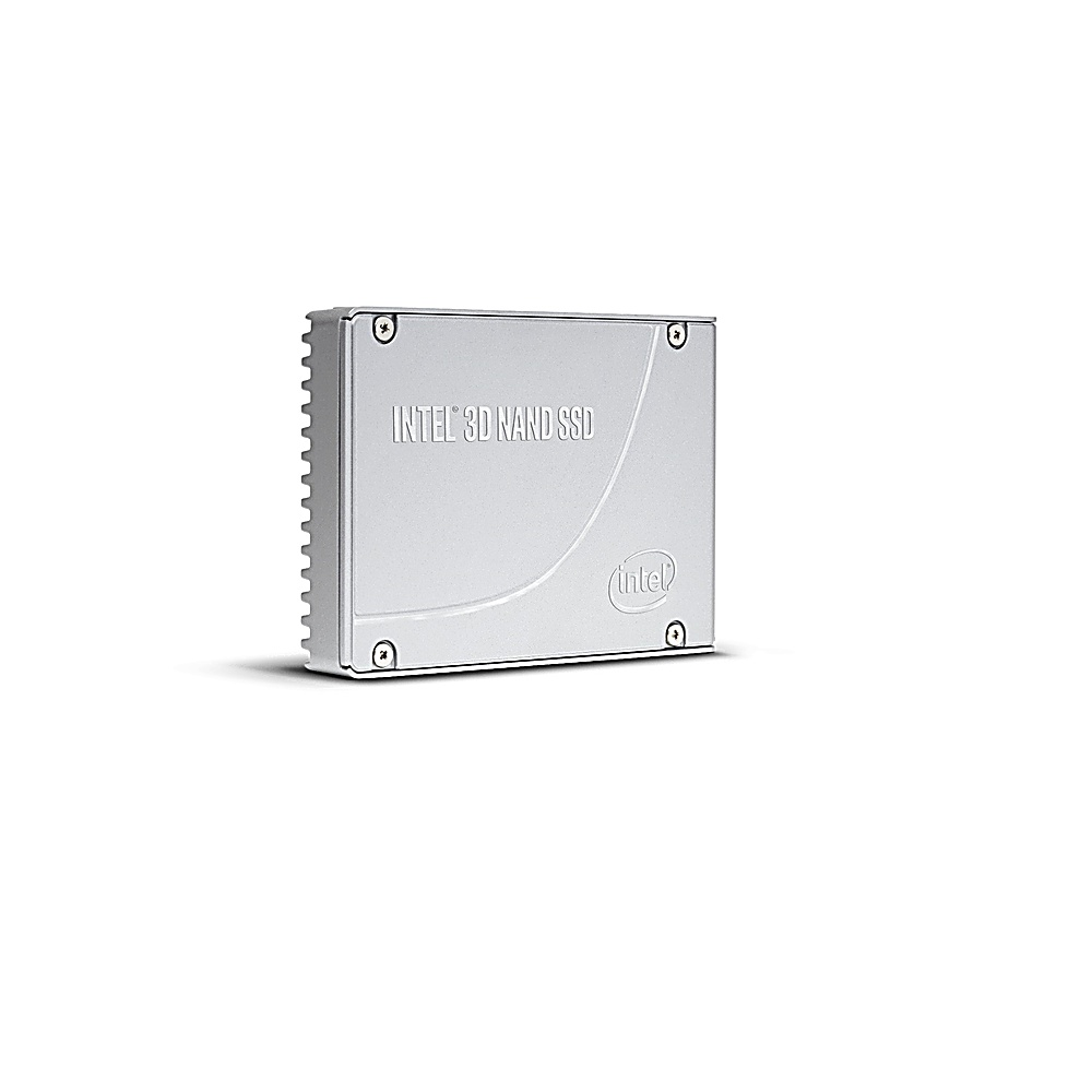 SSD Intel. SSD argentato, rettangolare con logo e testo Intel. Quattro viti sono visibili negli angoli.