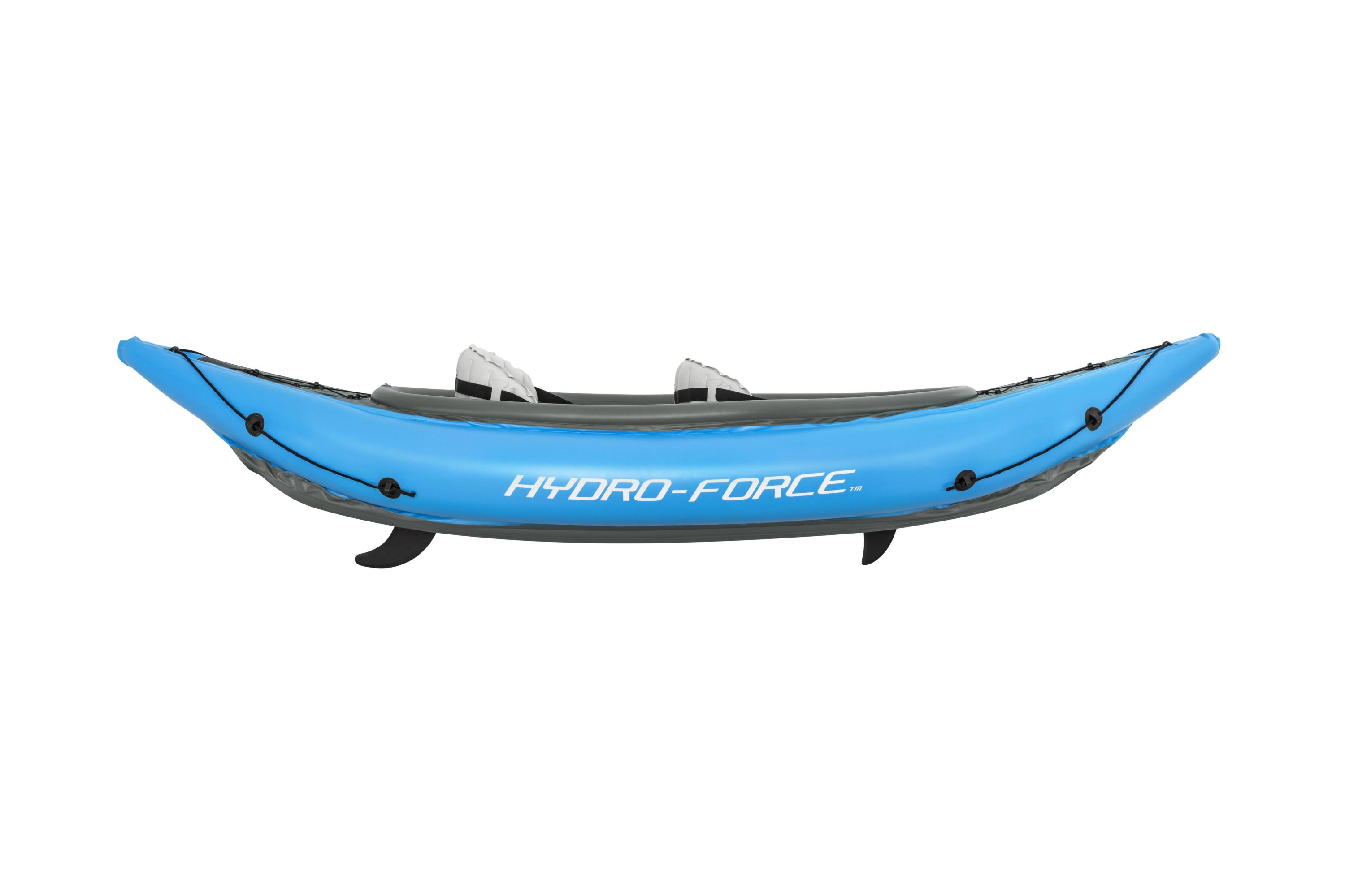 Een blauwe kajak met Hydro-Force-tekst op een witte achtergrond. Het heeft zwarte vinnen.