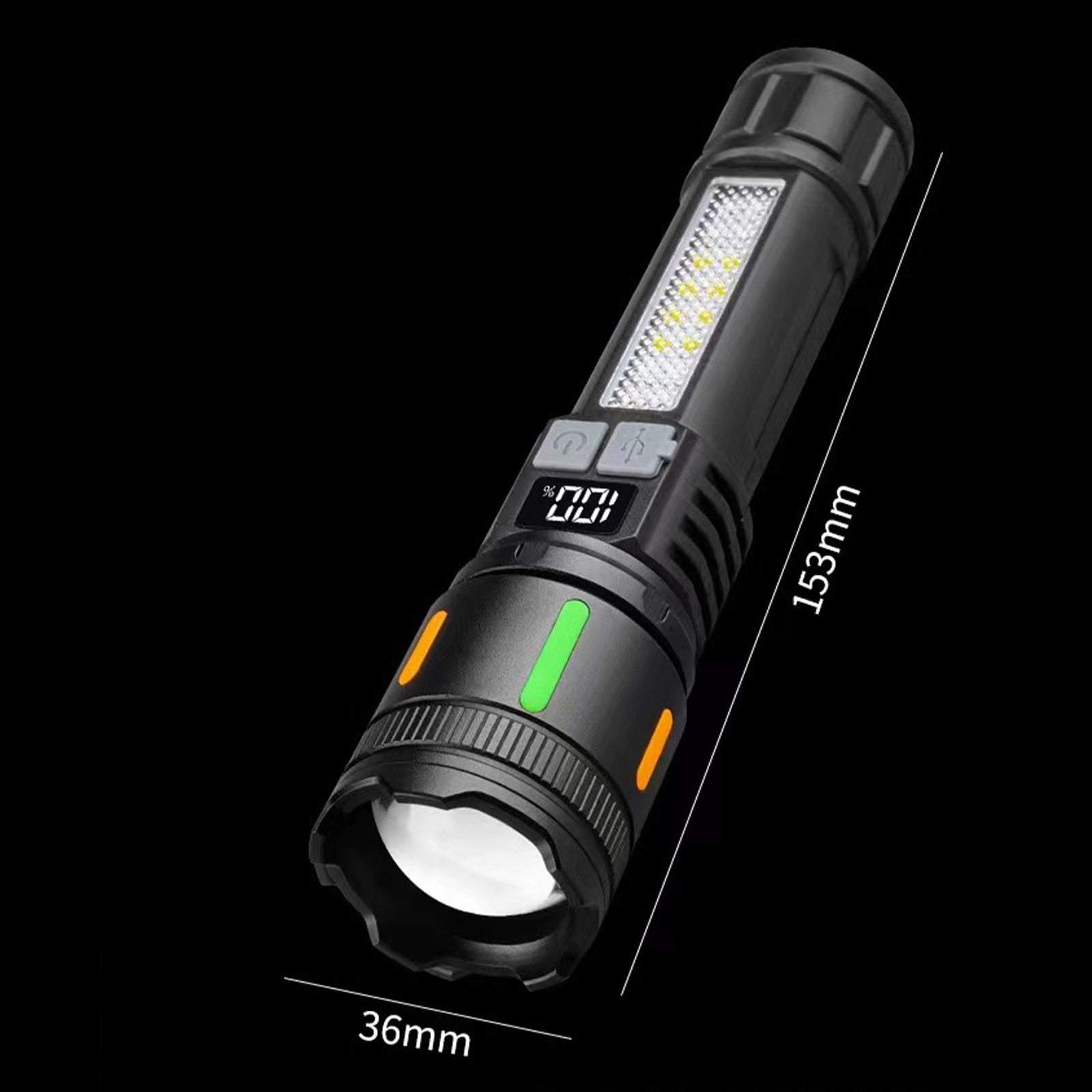 Schwarze Taschenlampe mit Digitalanzeige, Maße beschriftet. Weißes Licht und grün/orangefarbene Kontrollleuchten sind sichtbar.