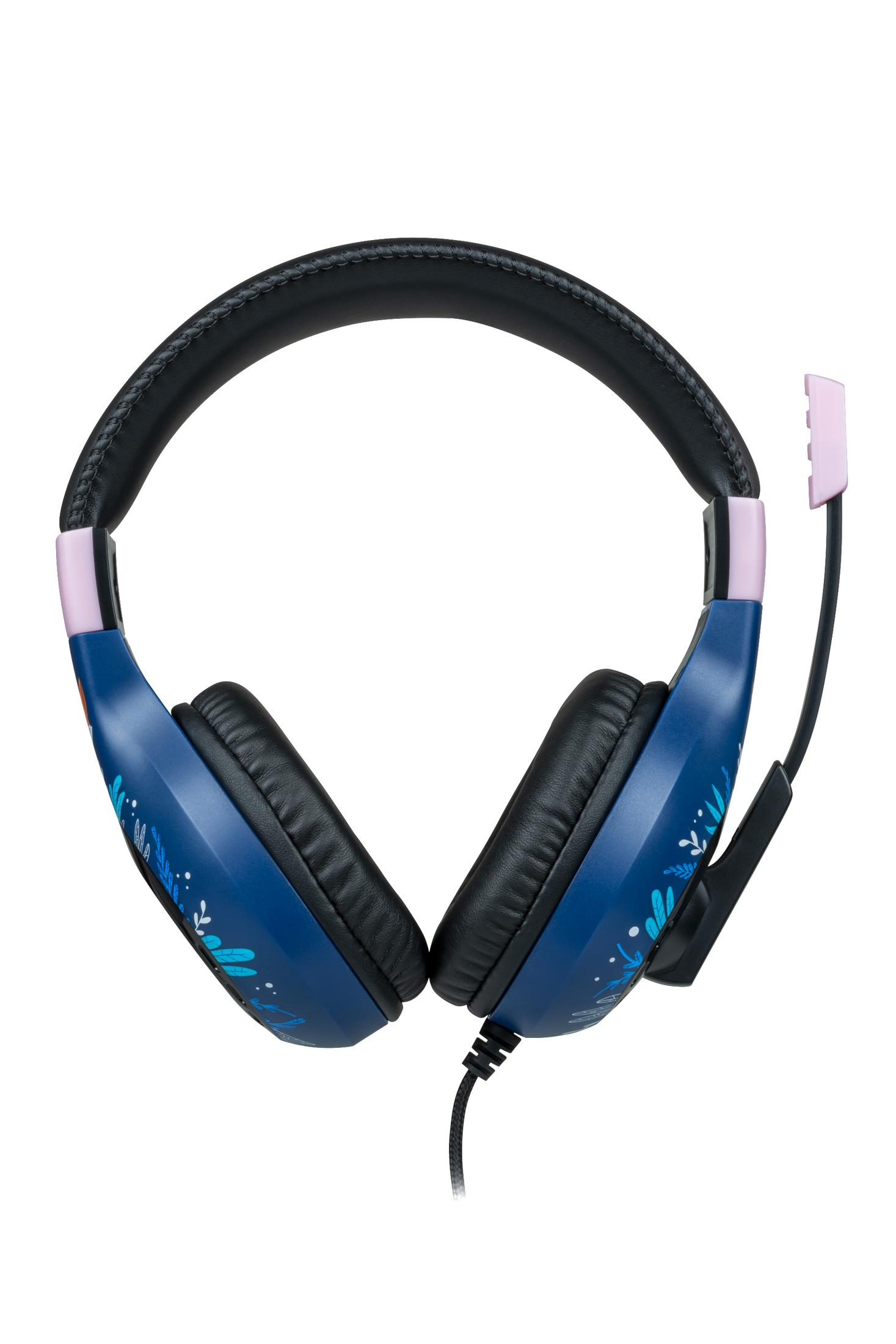 Blau-rosa Kopfhörer. Die Kopfhörer haben ein Mikrofon. Weißer Hintergrund.