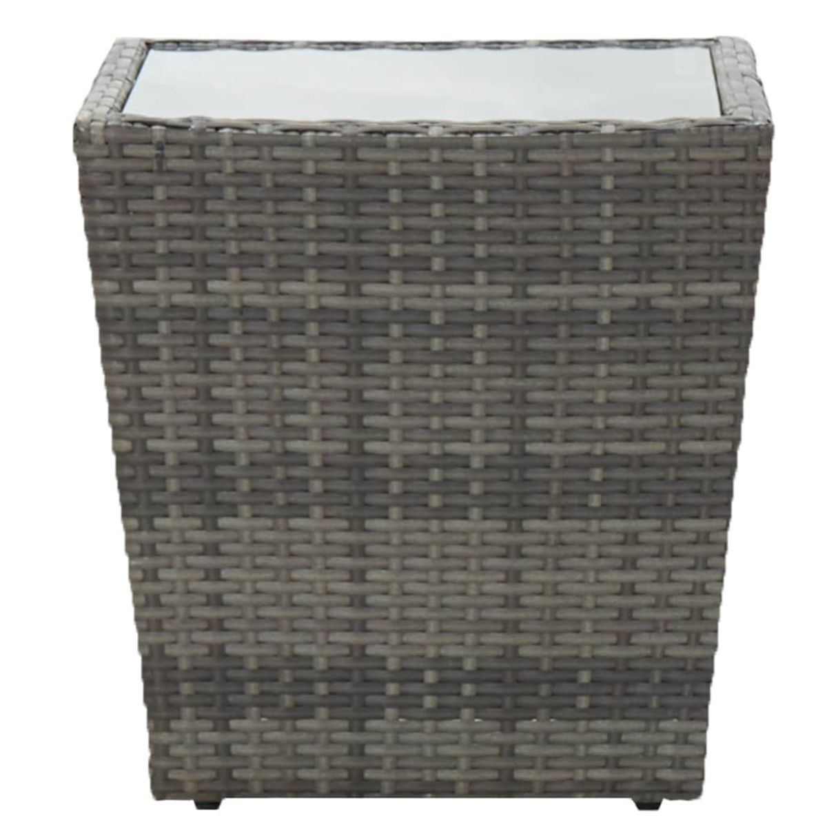 Ein grauer quadratischer Beistelltisch aus Rattan mit Glasplatte.