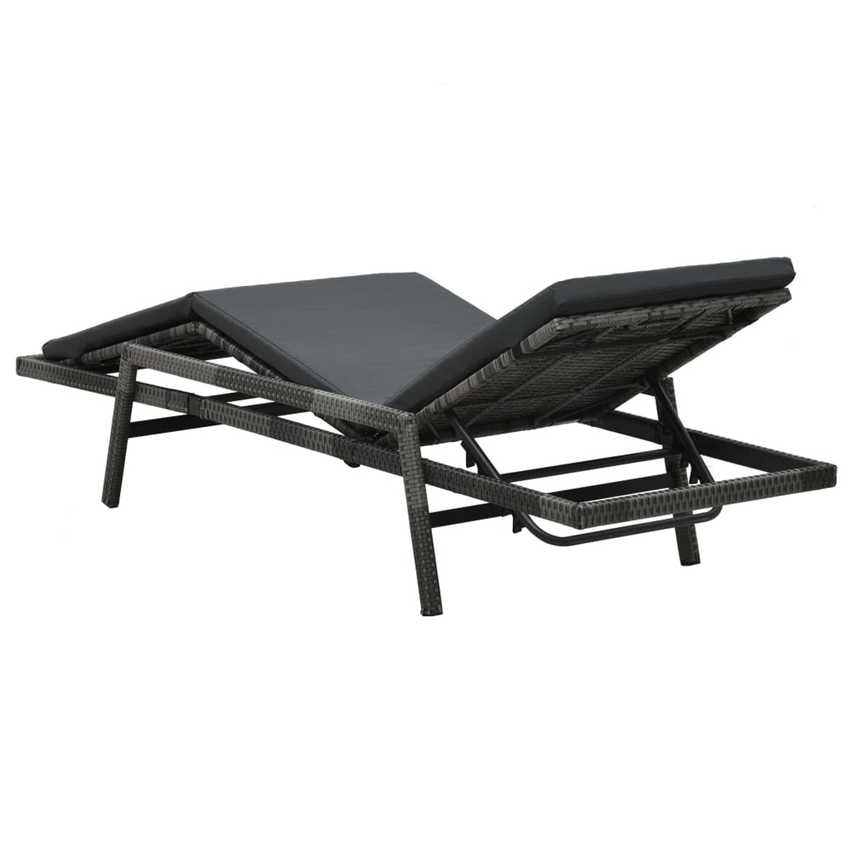 Eine graue und schwarze Outdoor-Chaiselongue. Die Chaiselongue wird von hinten betrachtet. Weißer Hintergrund.