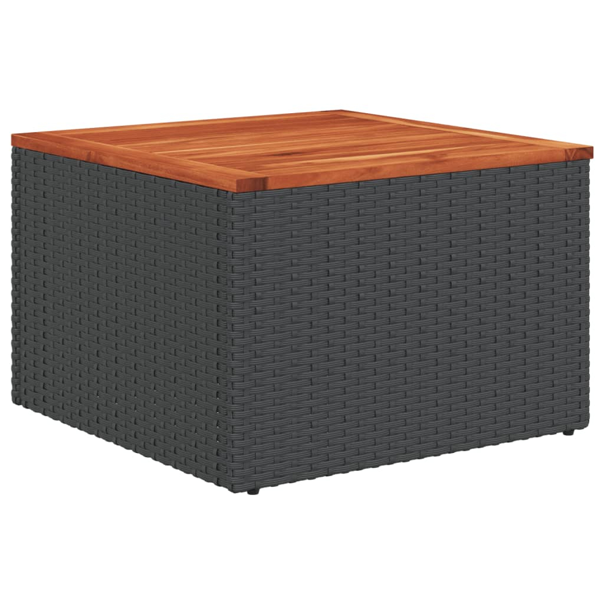 Ein grauer quadratischer Korbtisch mit Holzplatte auf weißem Hintergrund.
