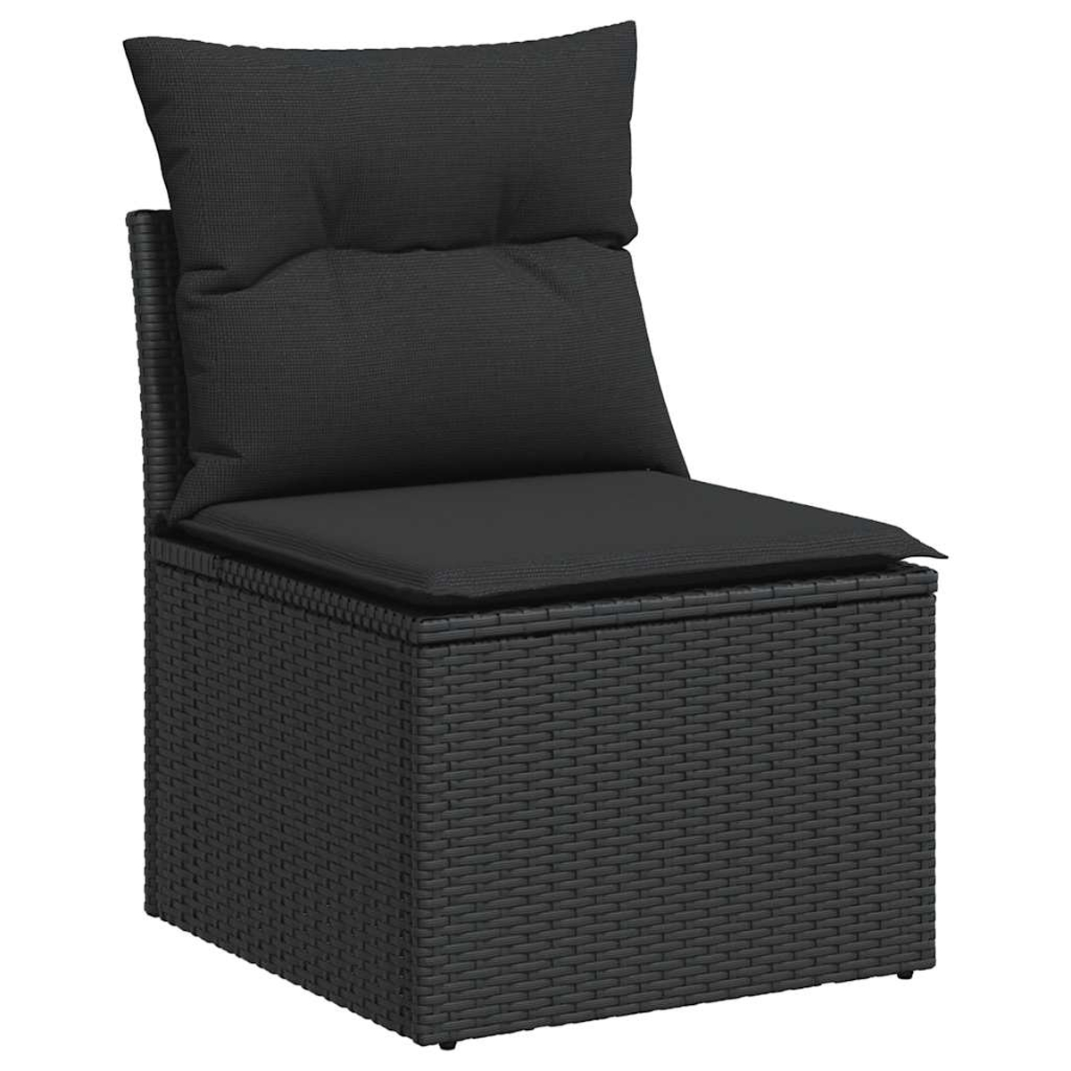 Sedia in vimini nera con cuscini neri. Sfondo bianco.