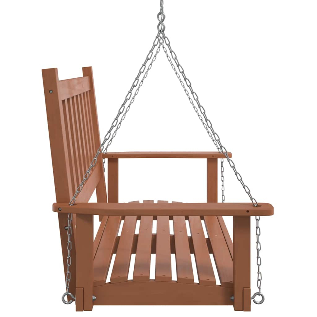 Hölzerne Schaukelbank, an Ketten hängend. Braunes Holz mit Lamellen und Armlehnen. Seitenansicht.