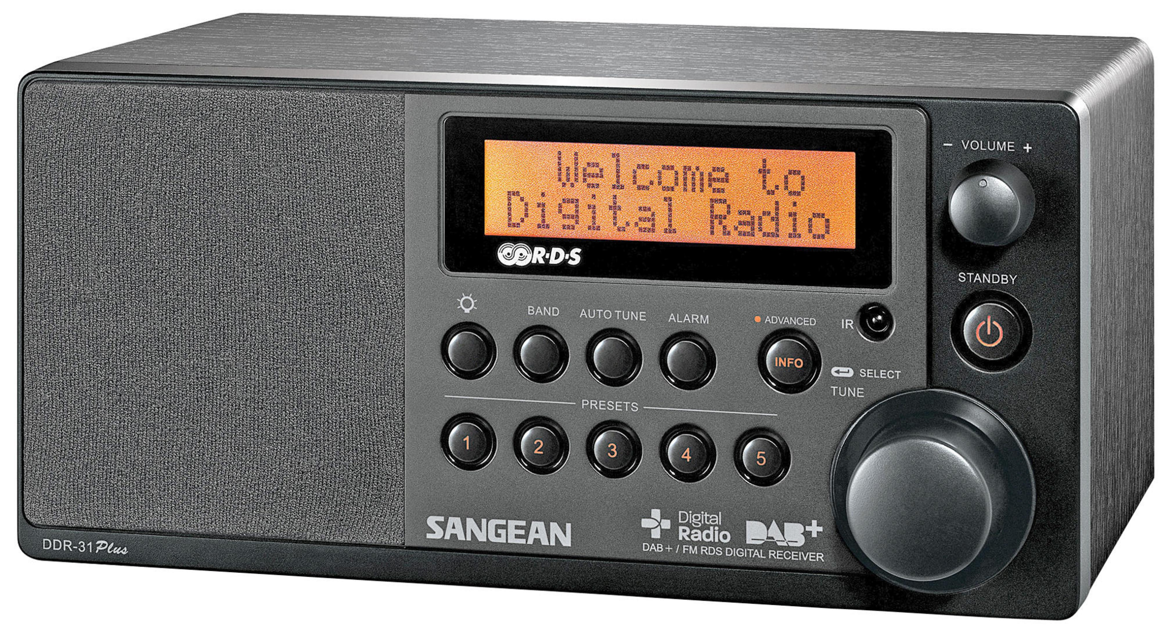 Schwarzes Digitalradio, Bildschirm zeigt 'Welcome to Digital Radio'. Hat Knöpfe und einen Lautstärkeregler. Marke SANGEAN.