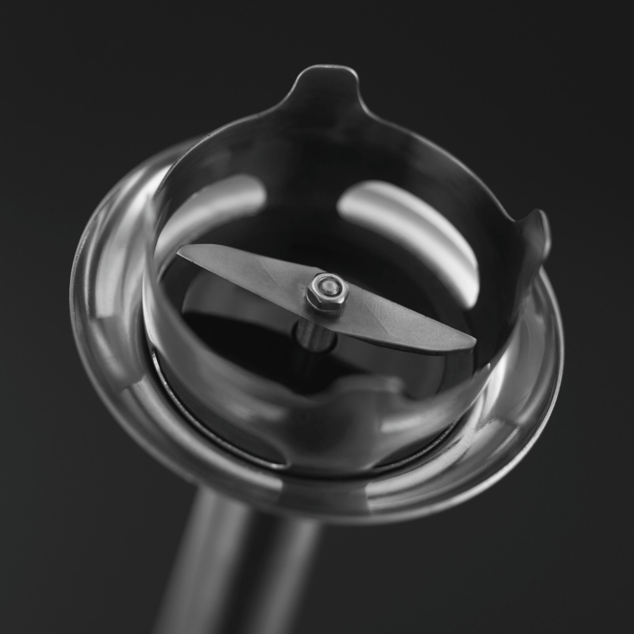 Pudełko z ochraniaczem ekranu i tablet z ekranem pokazującym ekran aplikacji, na białej powierzchni.