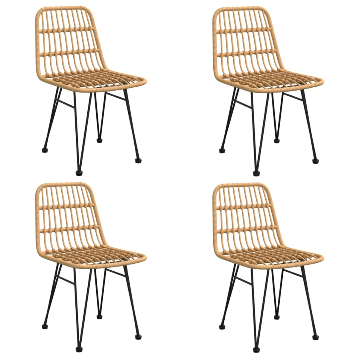 Vier Rattanstühle mit schwarzen Metallbeinen. Stühle sind hellbraun.