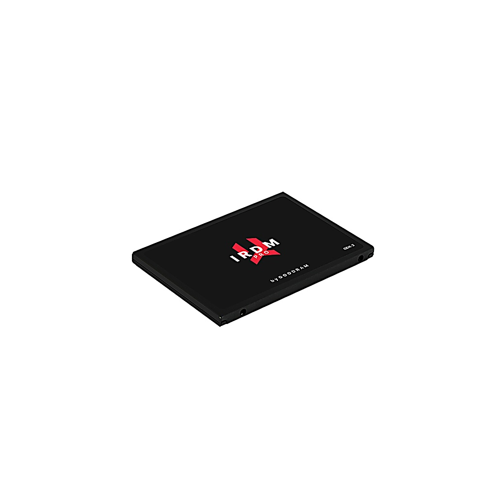 Un SSD IRDM PRO nero con testo e logo rossi.