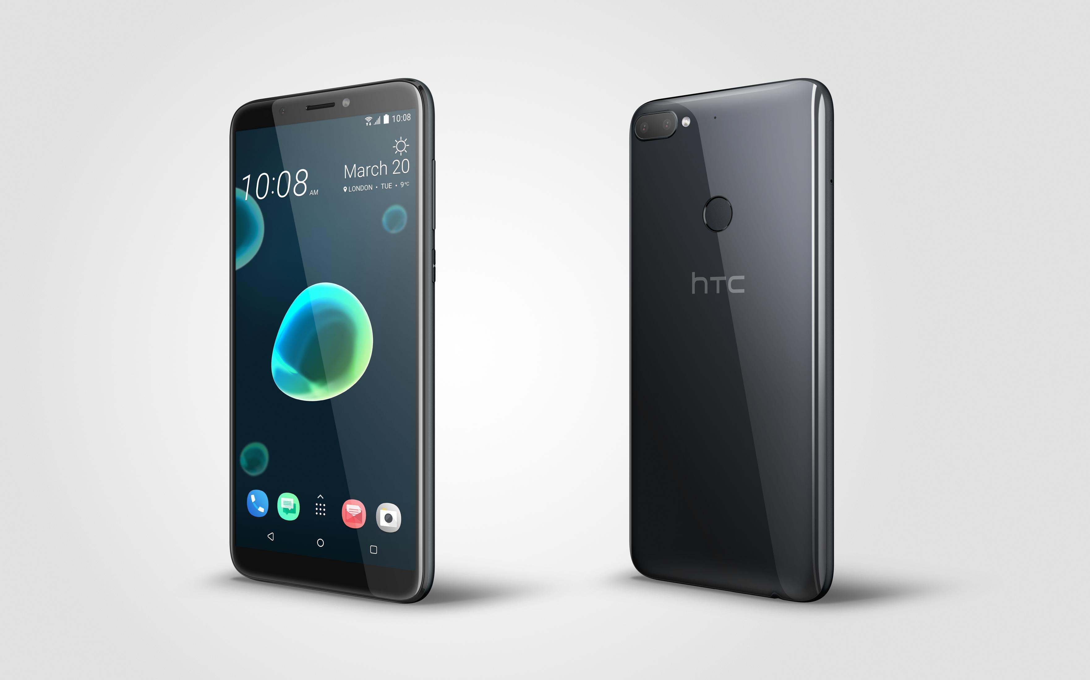 Schwarzes HTC-Telefon. Eine Seite zeigt einen Bildschirm mit Uhrzeit und App-Symbolen, die andere hat eine Kamera.