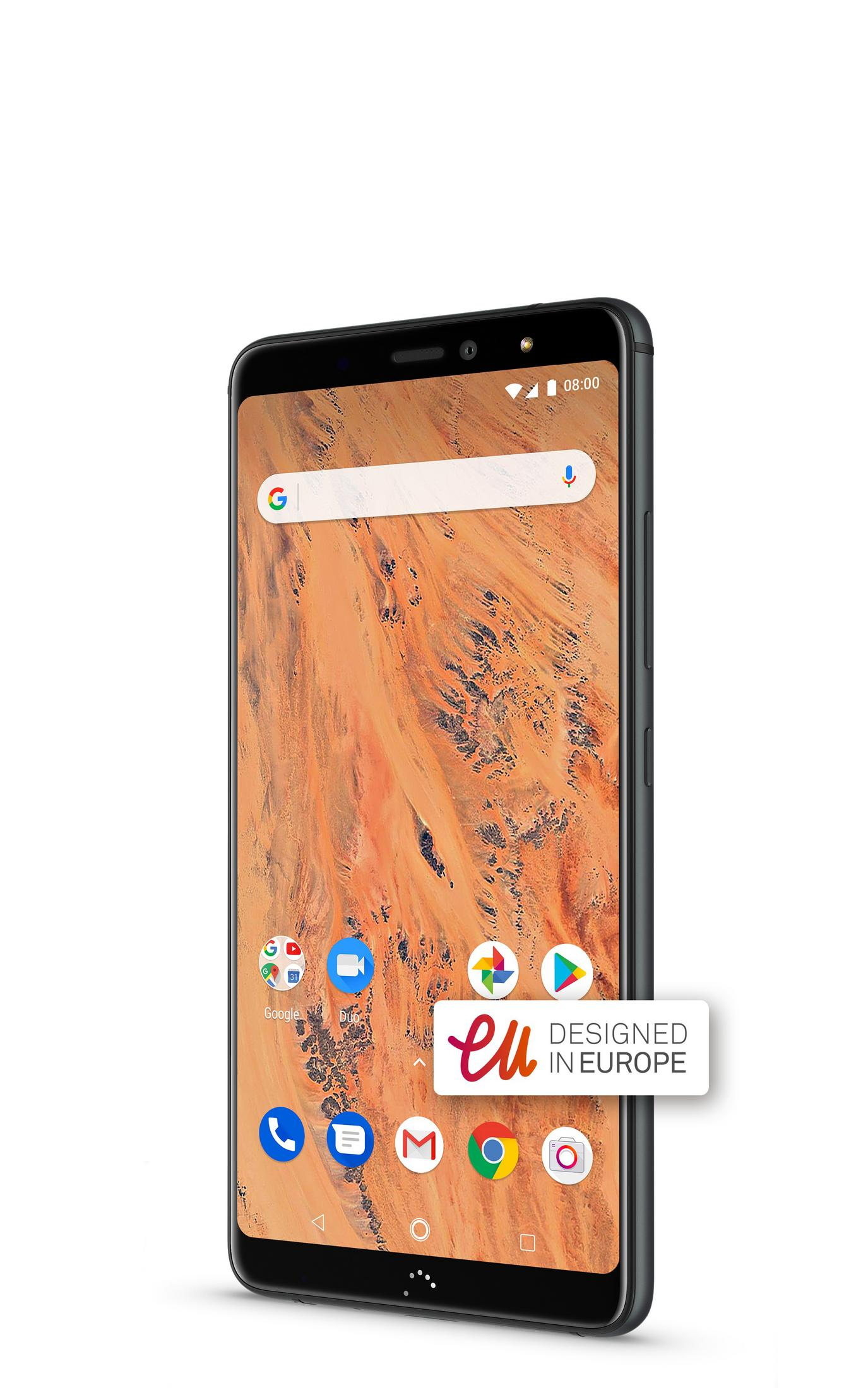 Schwarzes Smartphone mit wüstenartigem Hintergrund, Google-Suchleiste und App-Symbolen, mit weißem Hintergrund.