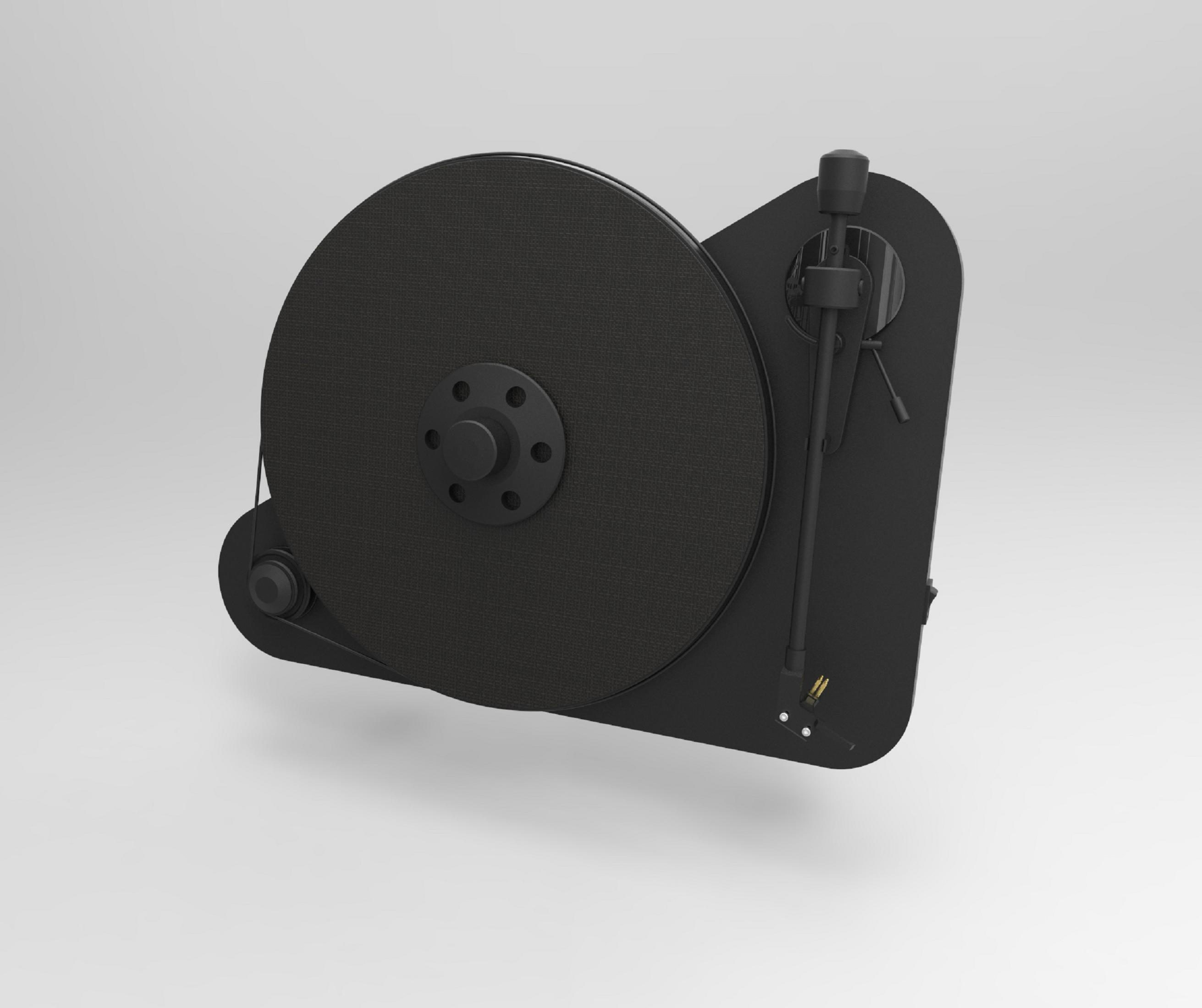 Giradischi nero con un disco scuro e strutturato. Il design è minimalista e moderno.