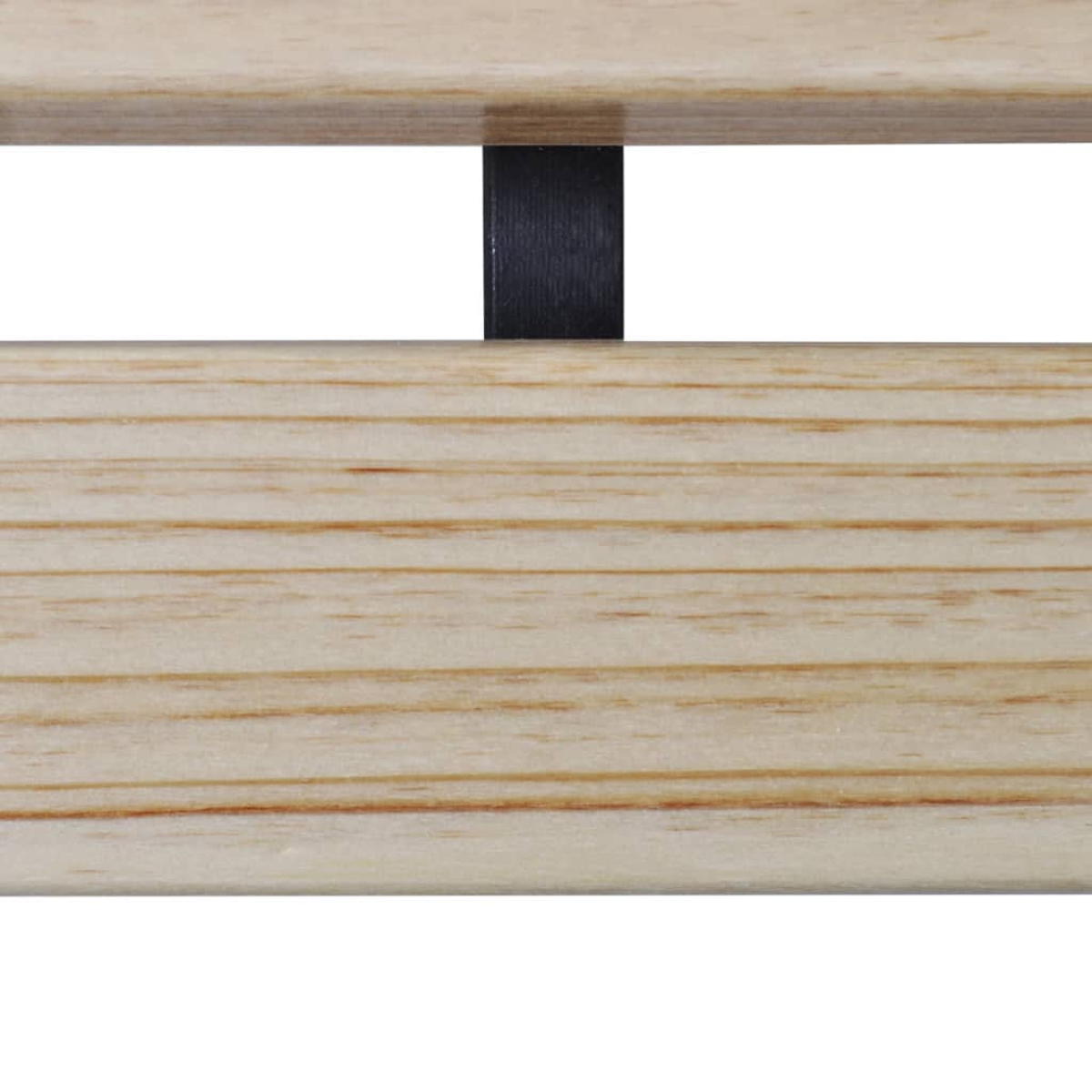 Holzbretter mit schwarzem Metallträger in der Mitte.